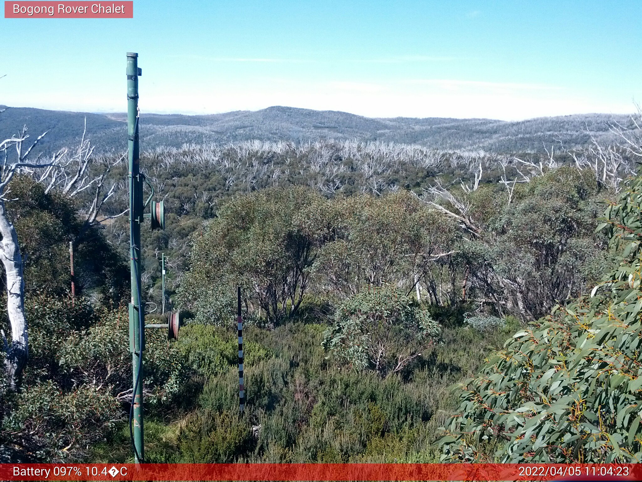 Bogong Web Cam 11:04am Tuesday 5th of April 2022