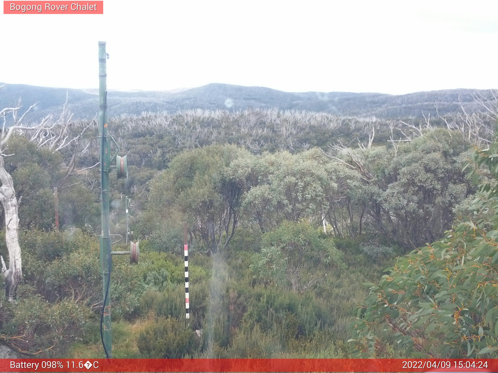 Bogong Web Cam 3:04pm Saturday 9th of April 2022