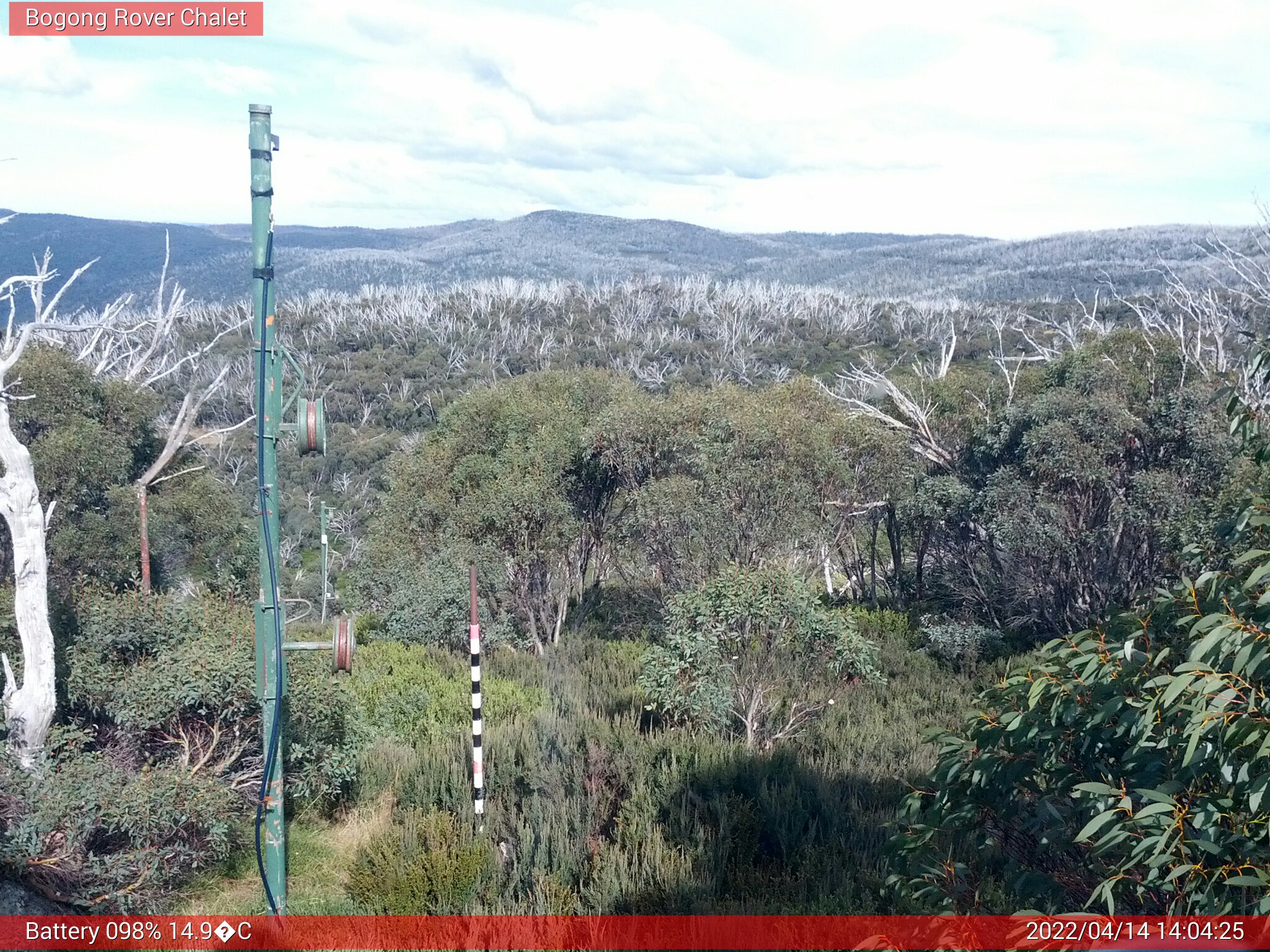 Bogong Web Cam 2:04pm Thursday 14th of April 2022