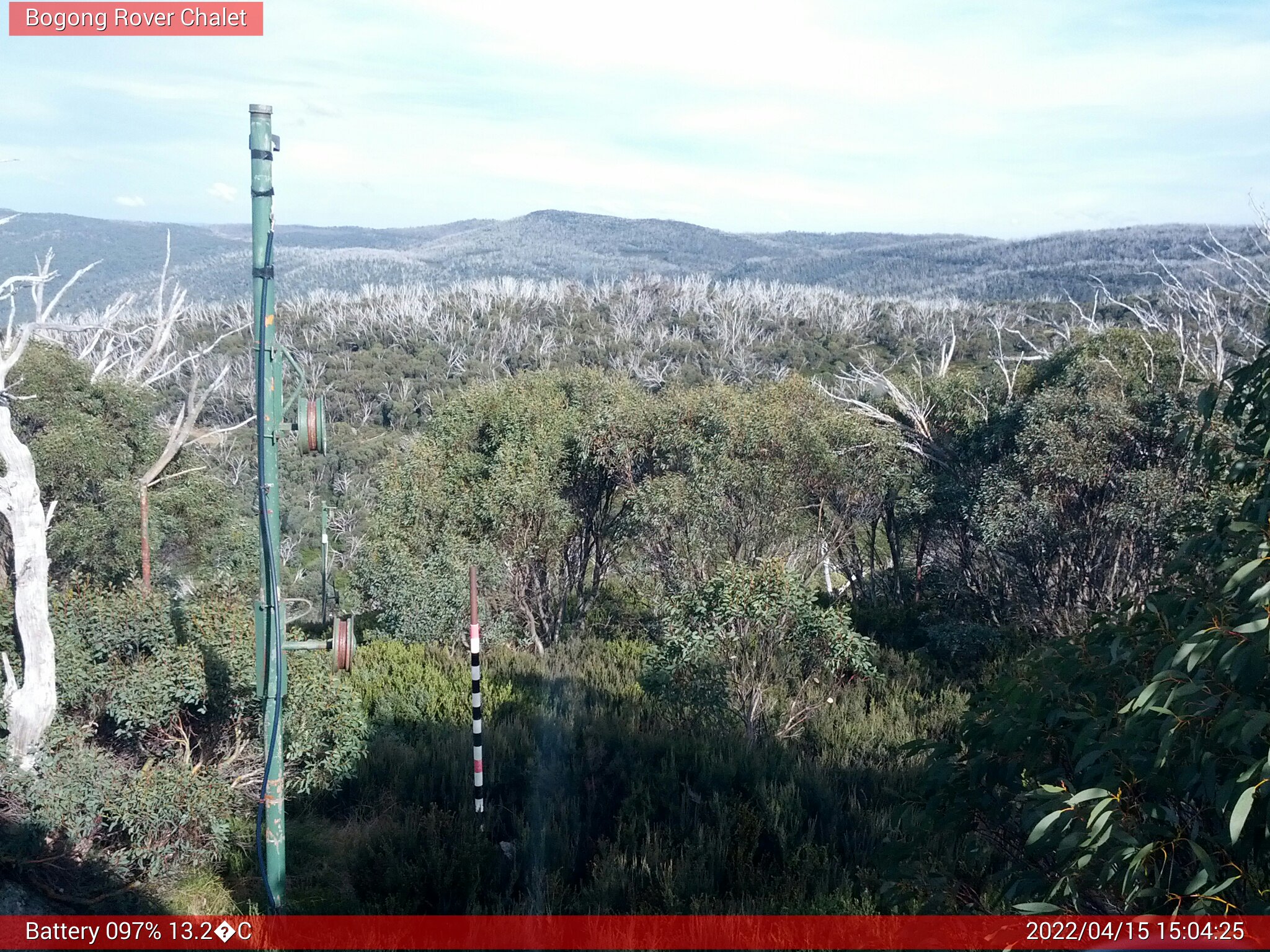 Bogong Web Cam 3:04pm Friday 15th of April 2022