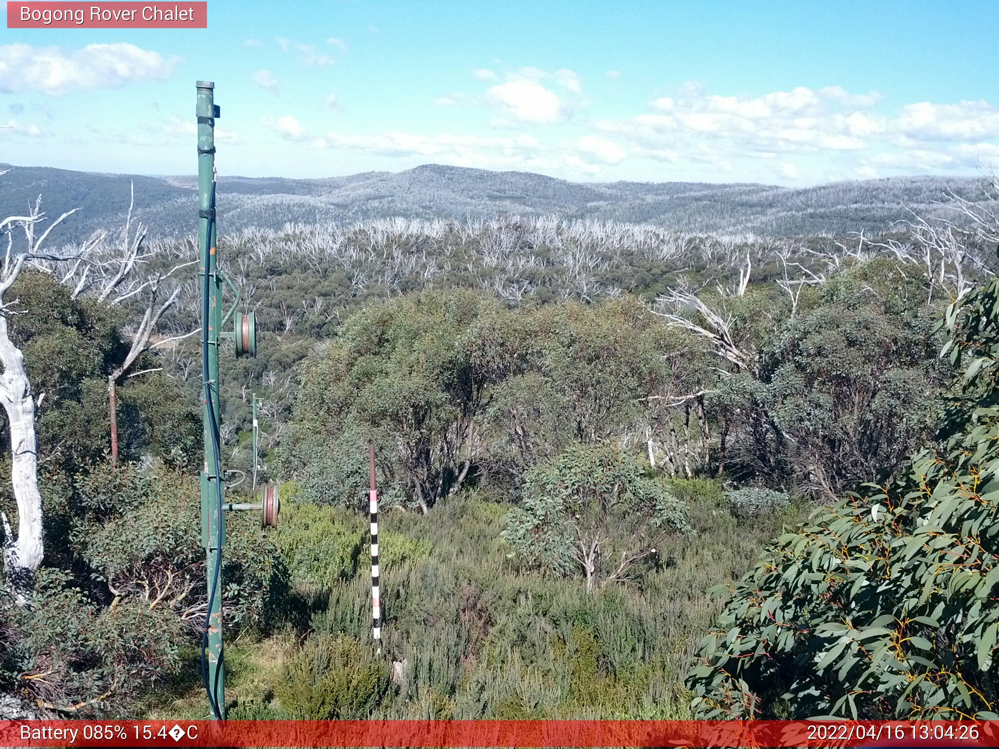 Bogong Web Cam 1:04pm Saturday 16th of April 2022