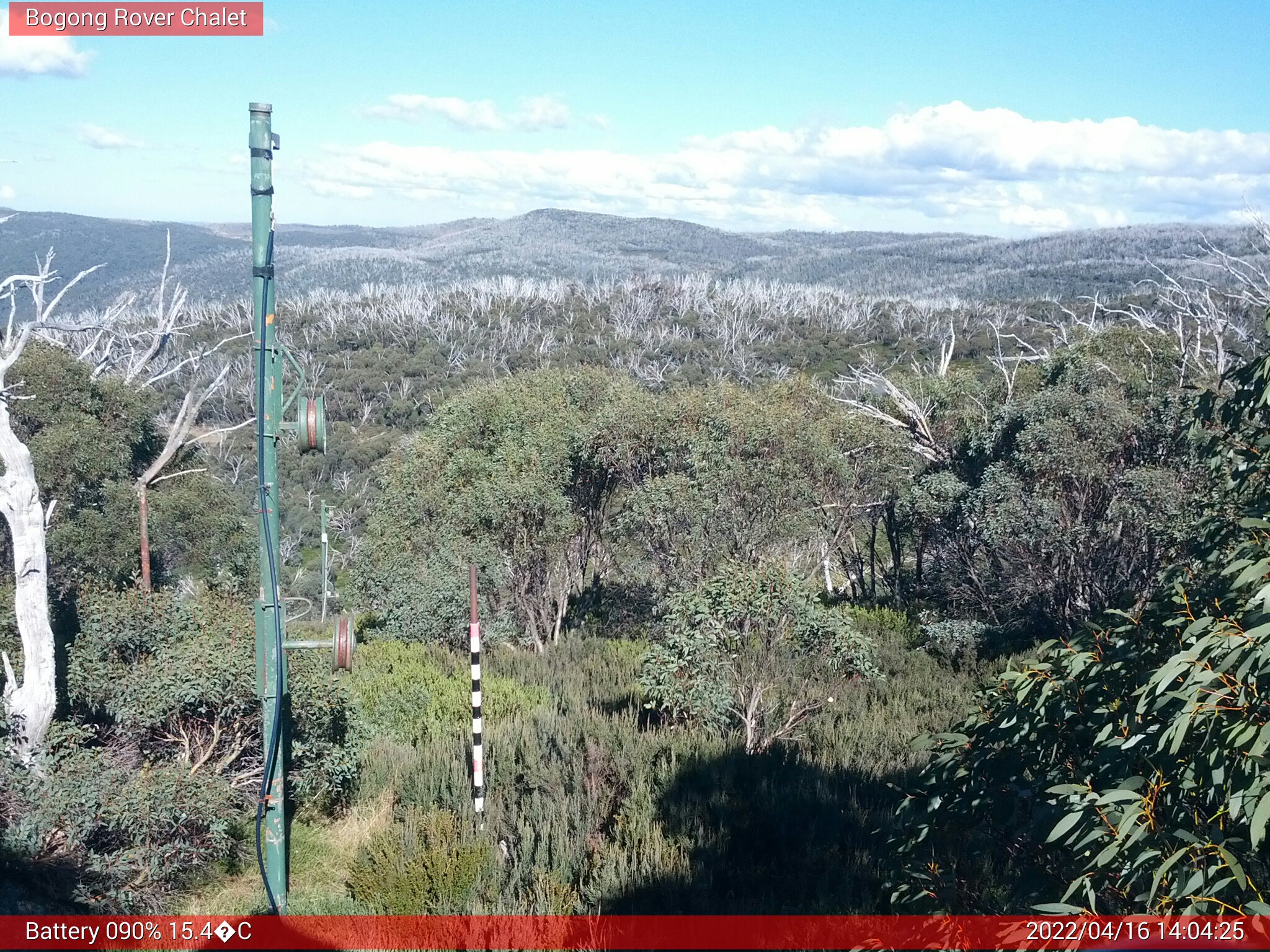 Bogong Web Cam 2:04pm Saturday 16th of April 2022