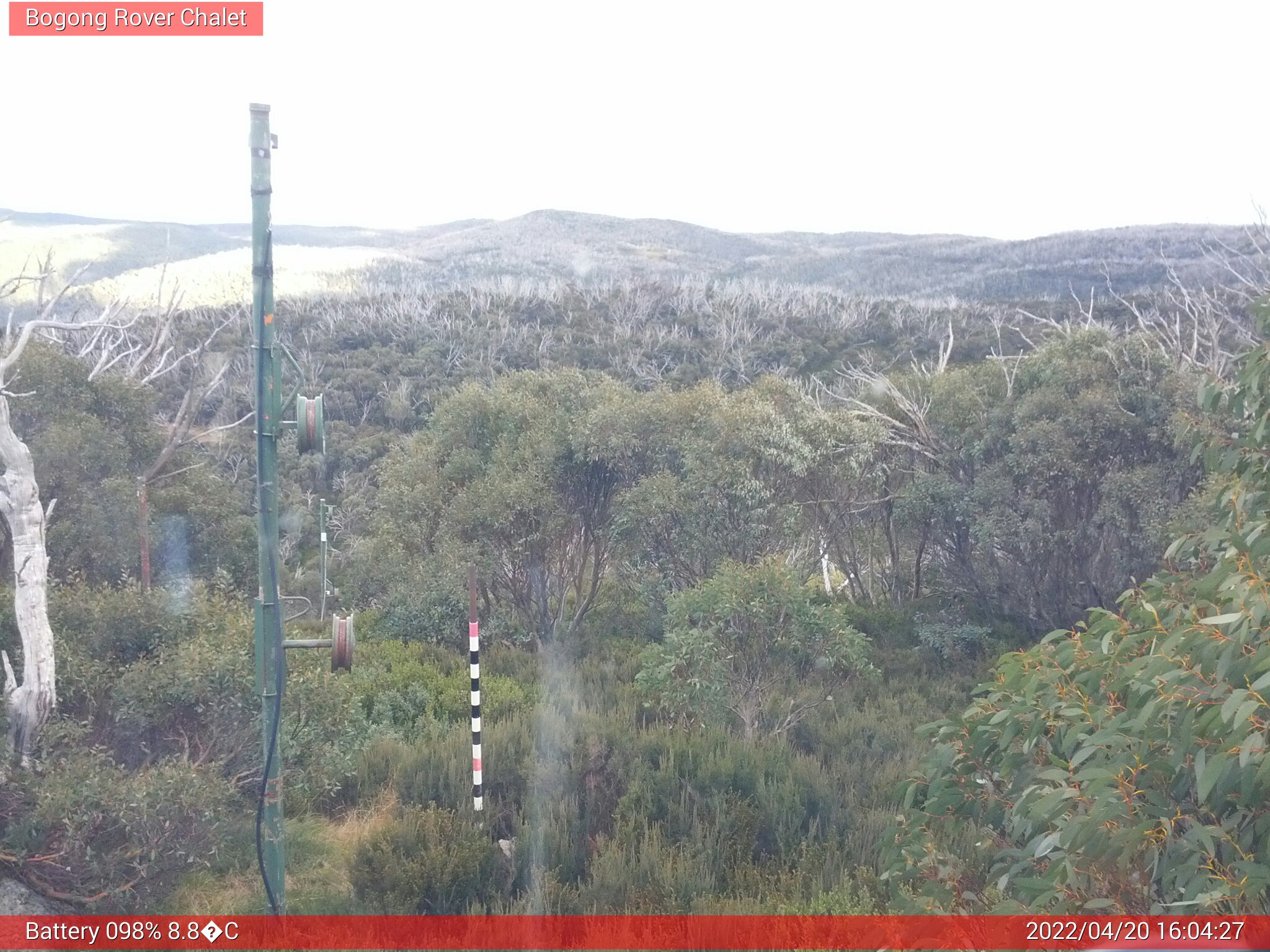 Bogong Web Cam 4:04pm Wednesday 20th of April 2022