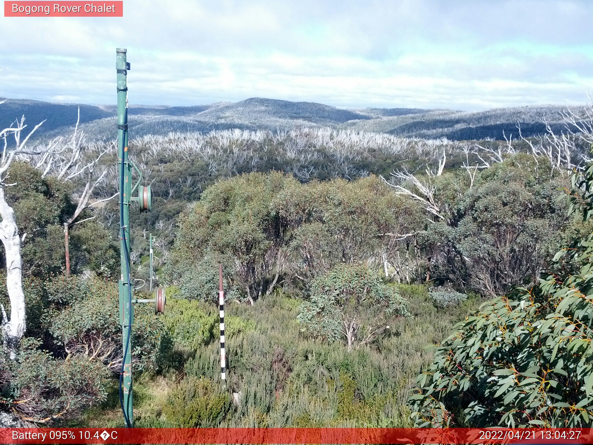 Bogong Web Cam 1:04pm Thursday 21st of April 2022