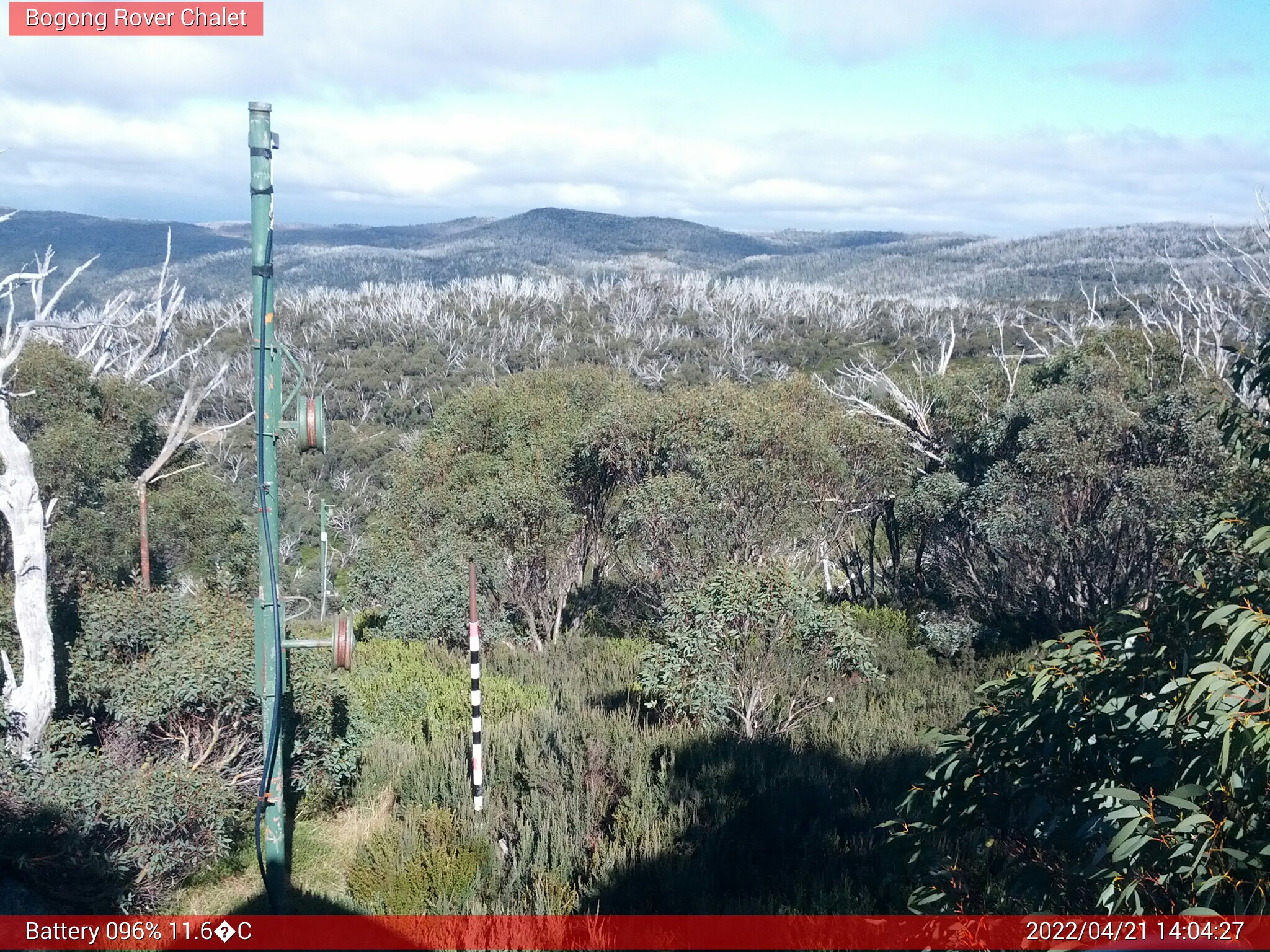 Bogong Web Cam 2:04pm Thursday 21st of April 2022