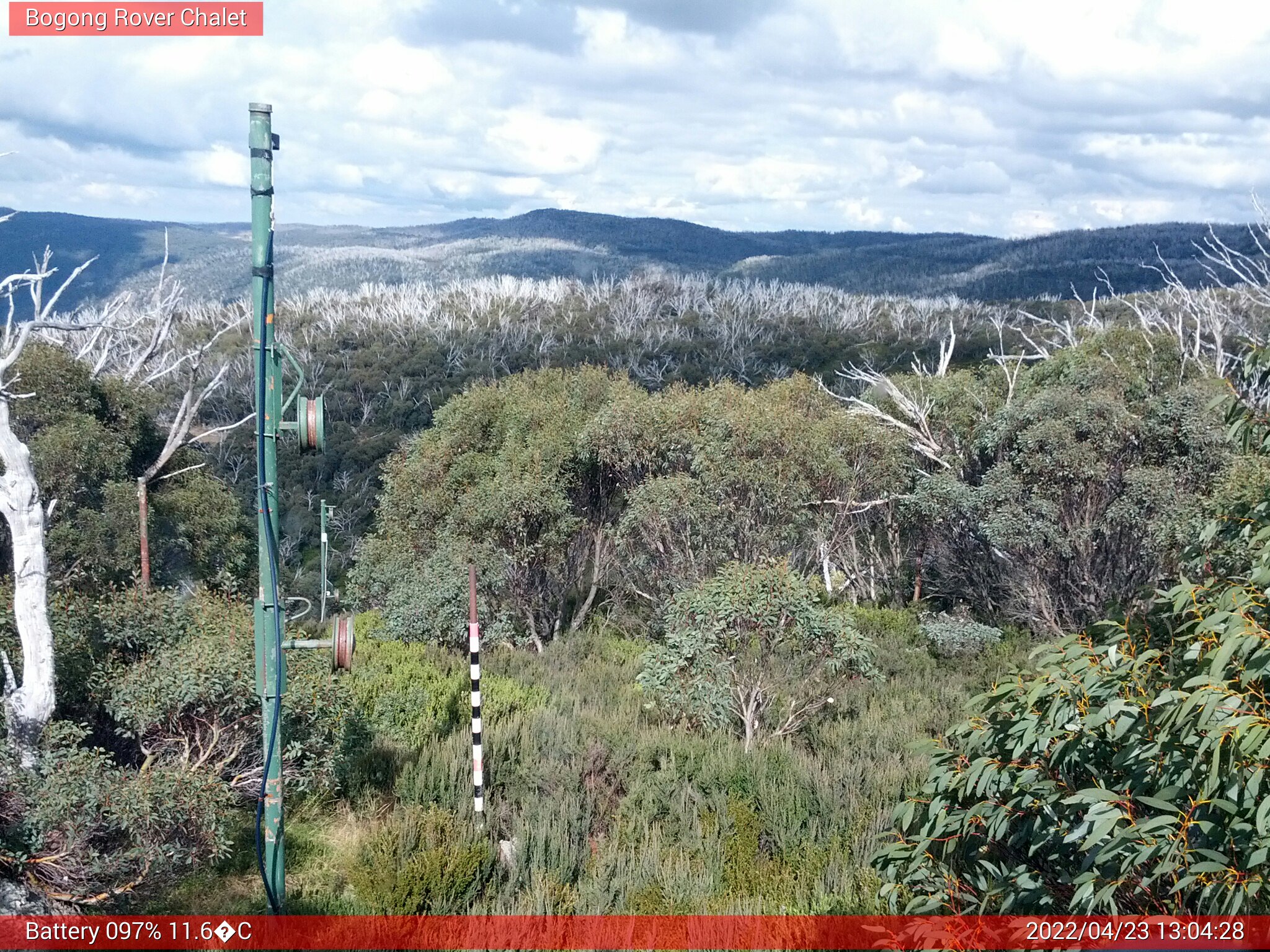 Bogong Web Cam 1:04pm Saturday 23rd of April 2022