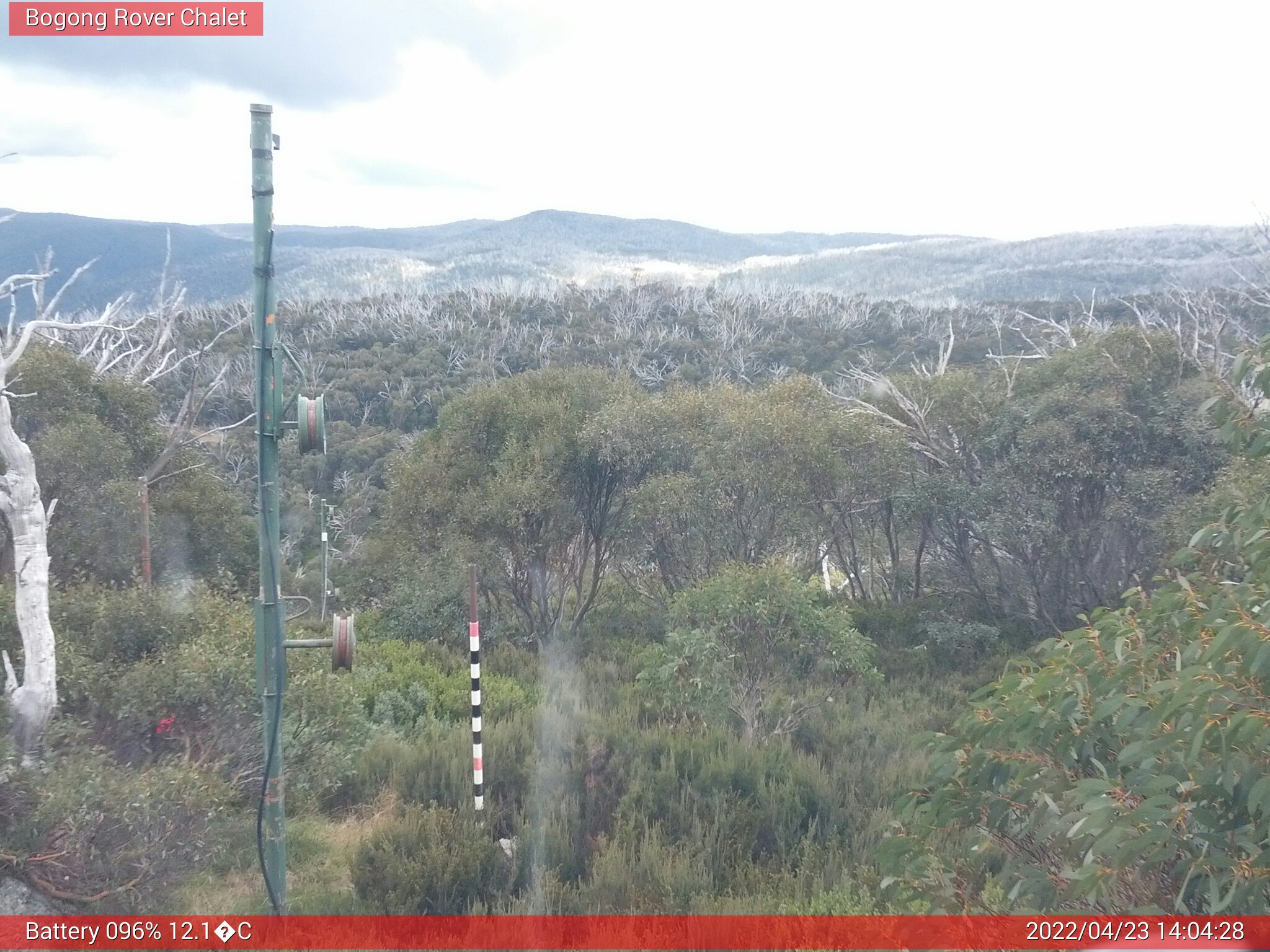 Bogong Web Cam 2:04pm Saturday 23rd of April 2022