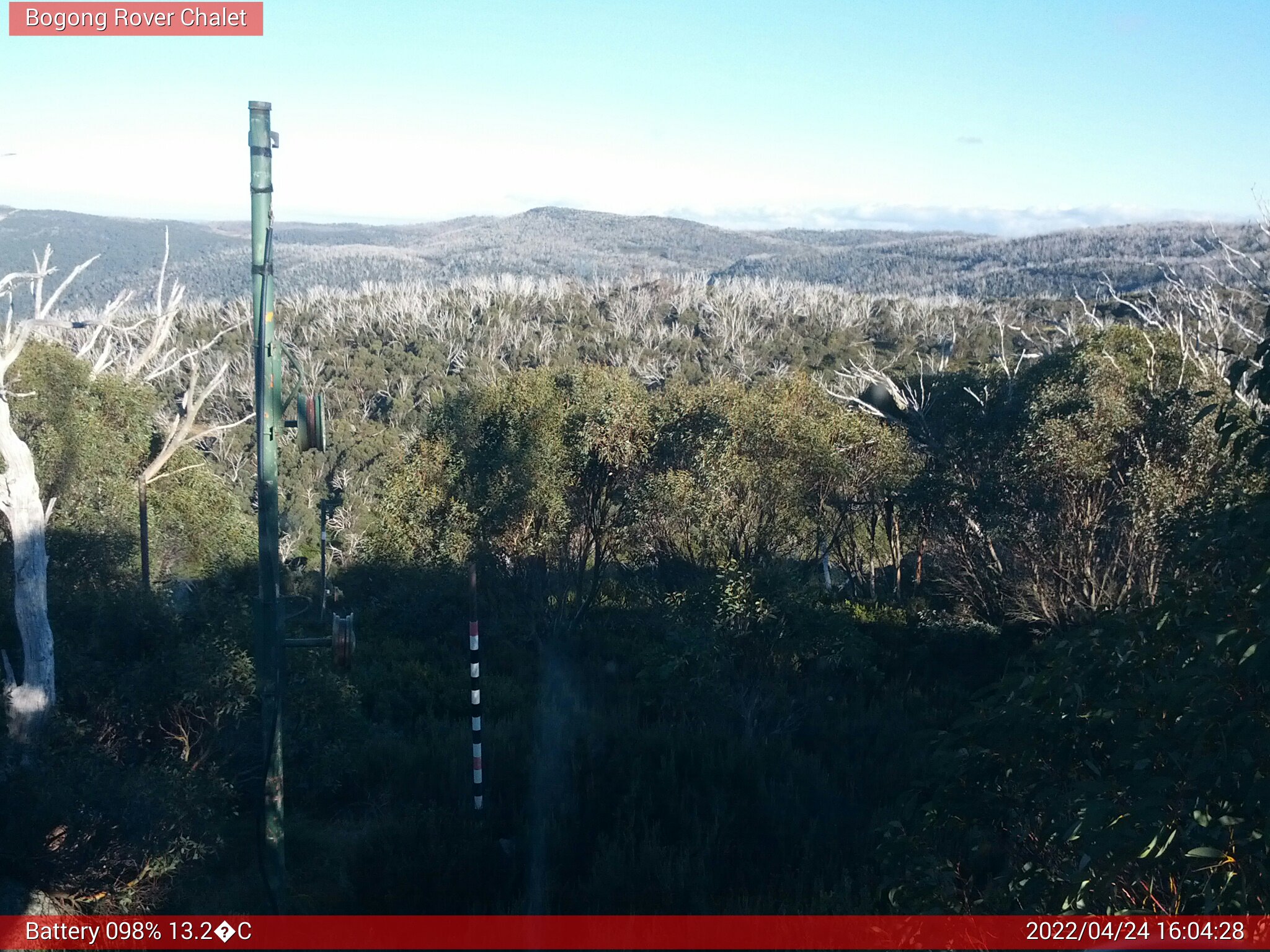 Bogong Web Cam 4:04pm Sunday 24th of April 2022