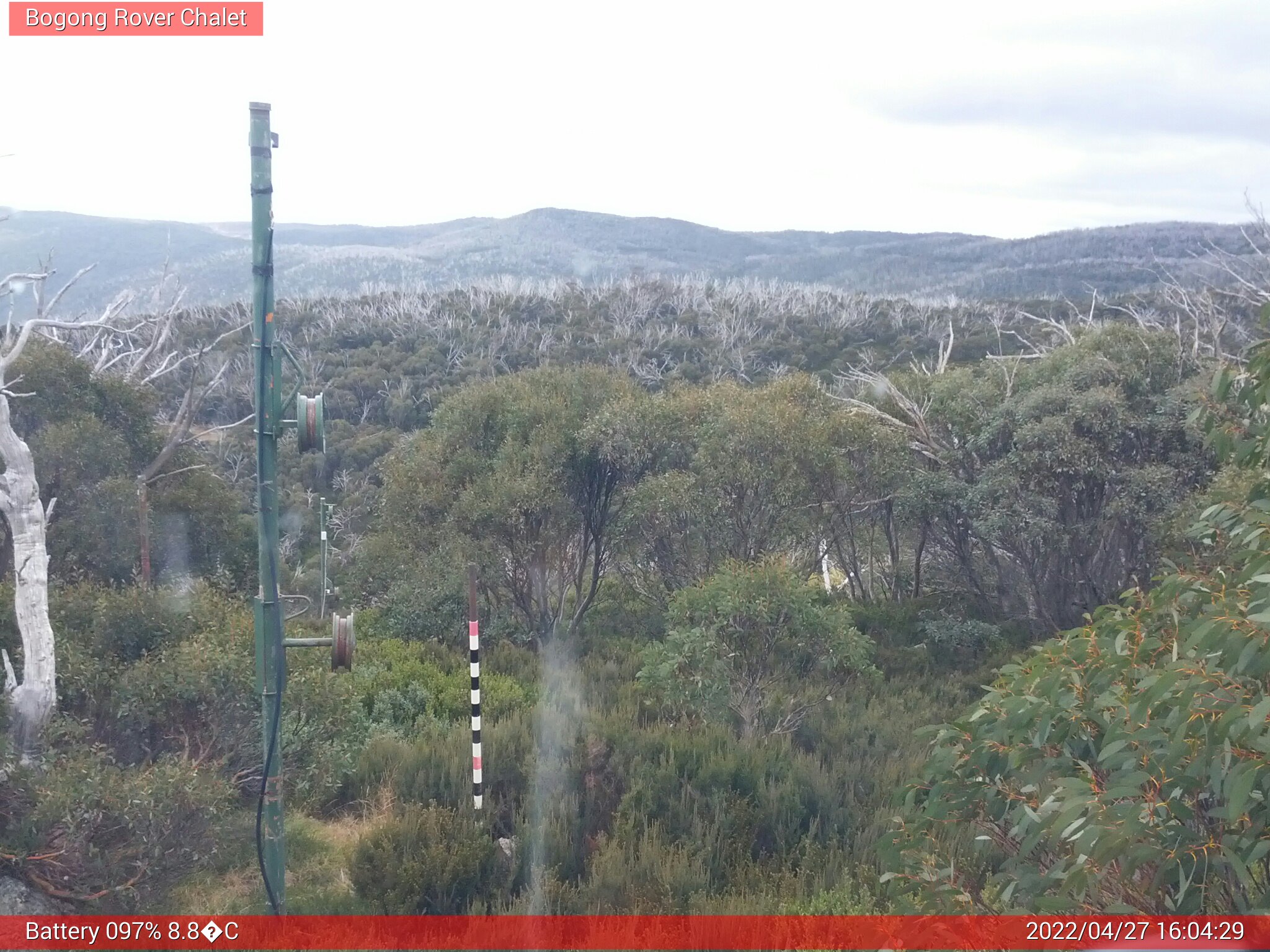 Bogong Web Cam 4:04pm Wednesday 27th of April 2022