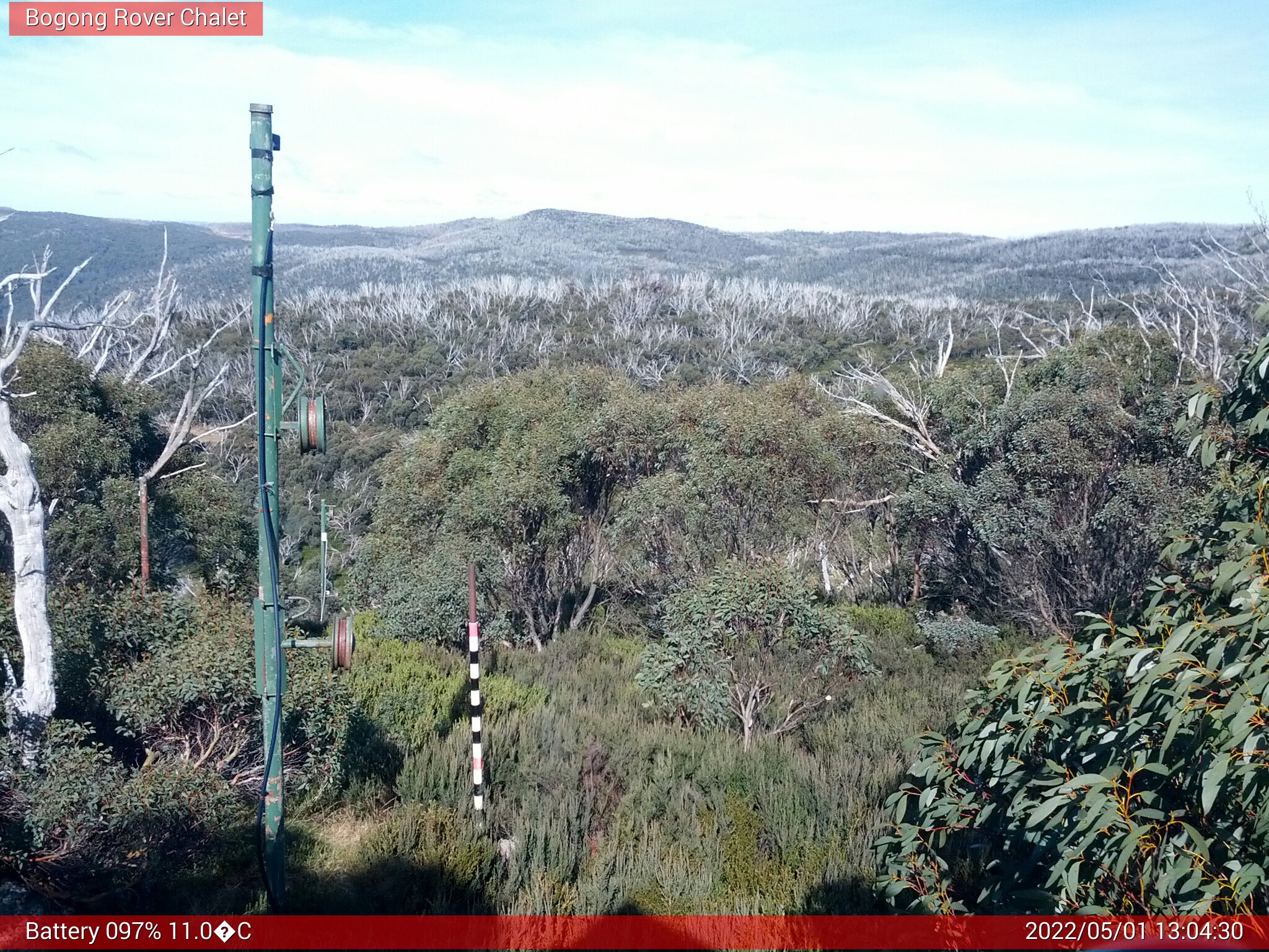 Bogong Web Cam 1:04pm Sunday 1st of May 2022