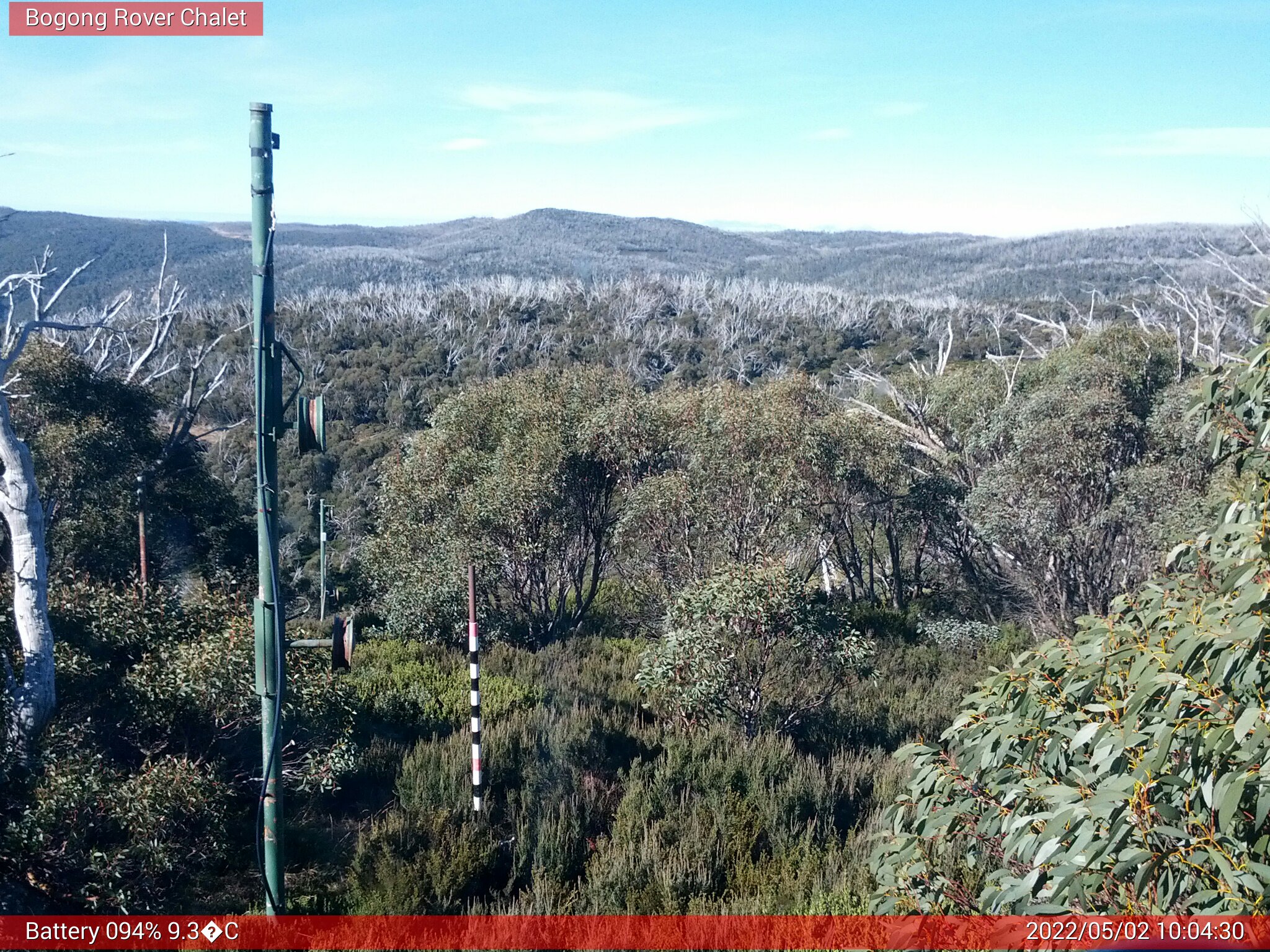 Bogong Web Cam 10:04am Monday 2nd of May 2022