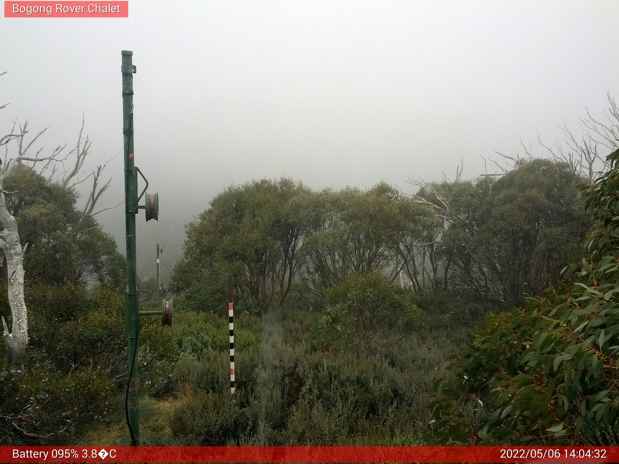 Bogong Web Cam 2:04pm Friday 6th of May 2022