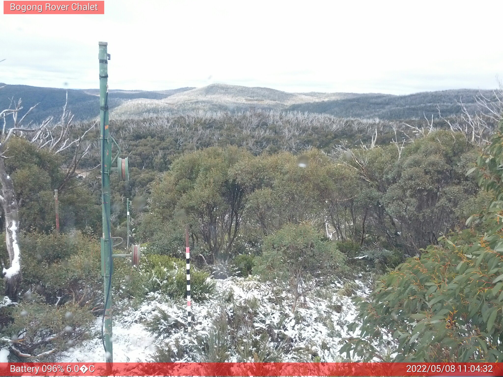 Bogong Web Cam 11:04am Sunday 8th of May 2022