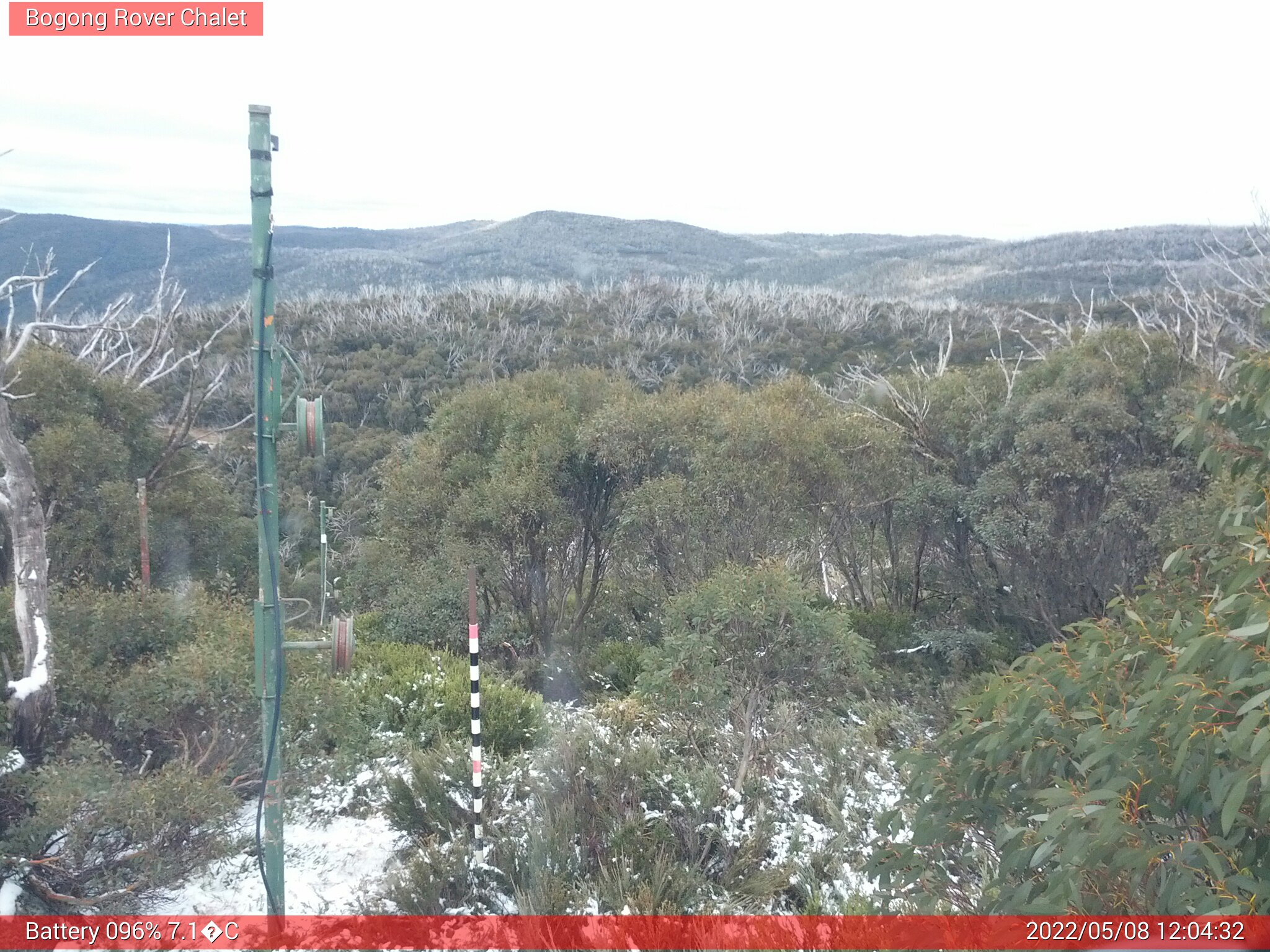 Bogong Web Cam 12:04pm Sunday 8th of May 2022