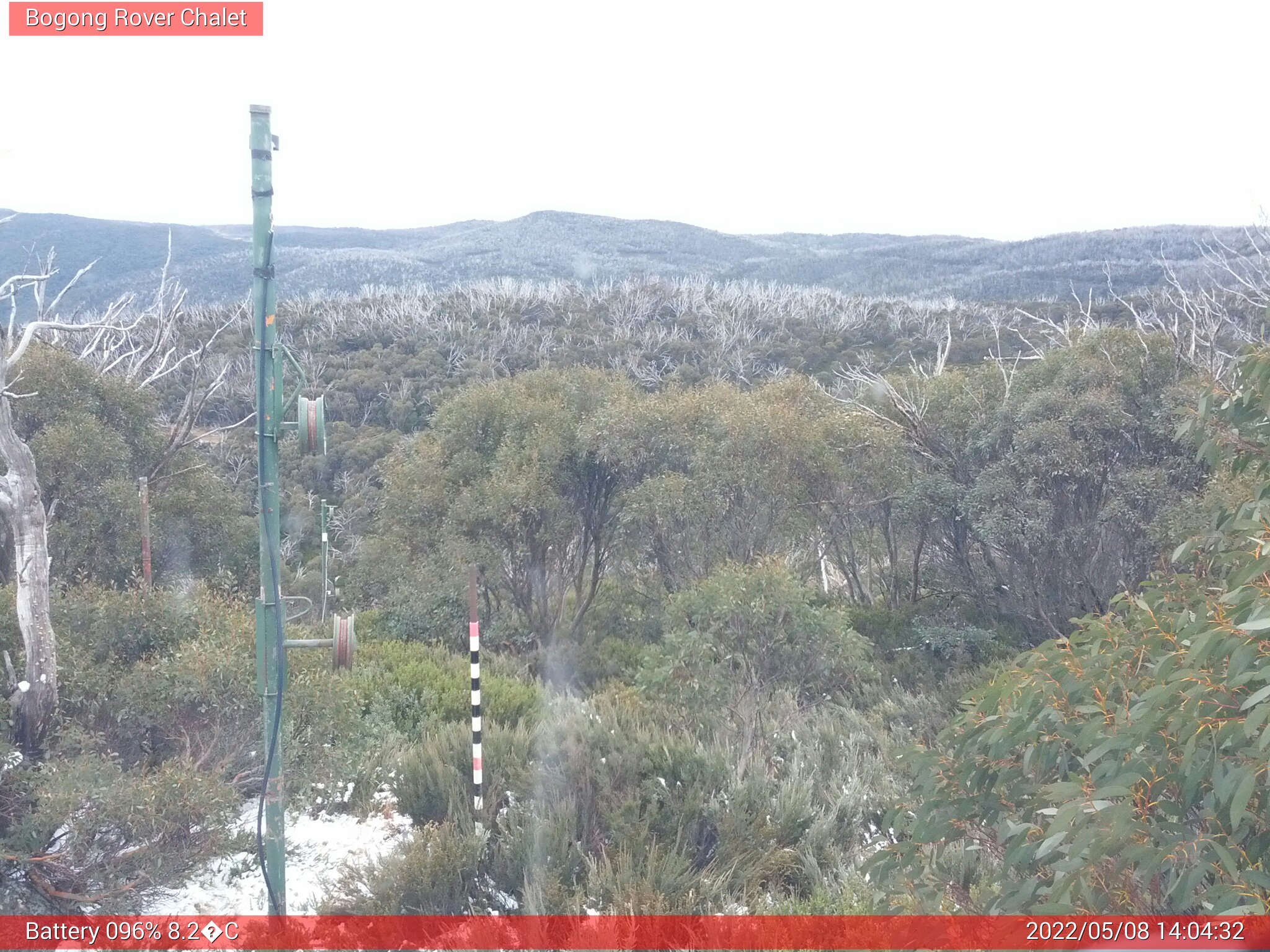 Bogong Web Cam 2:04pm Sunday 8th of May 2022