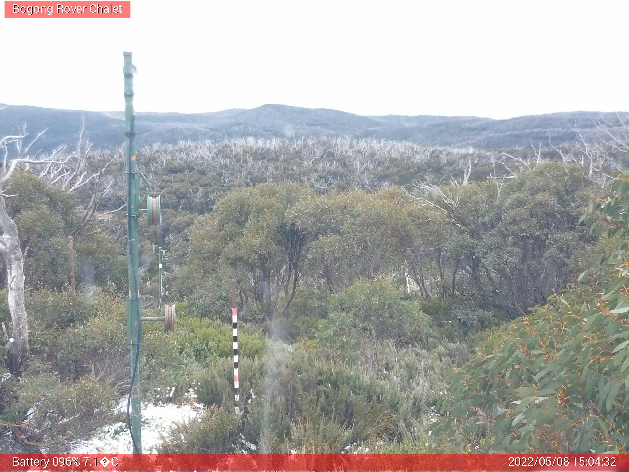 Bogong Web Cam 3:04pm Sunday 8th of May 2022