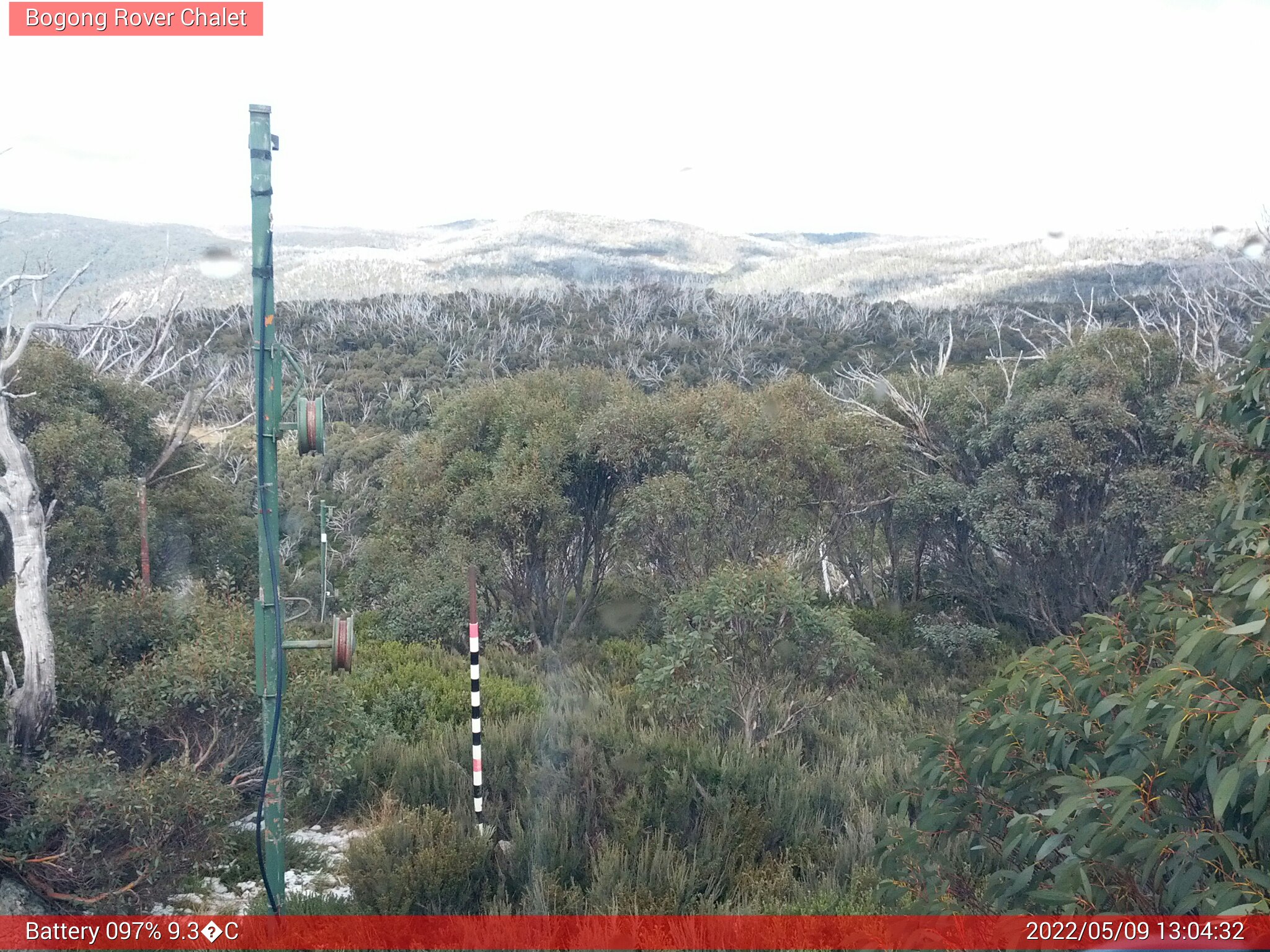 Bogong Web Cam 1:04pm Monday 9th of May 2022