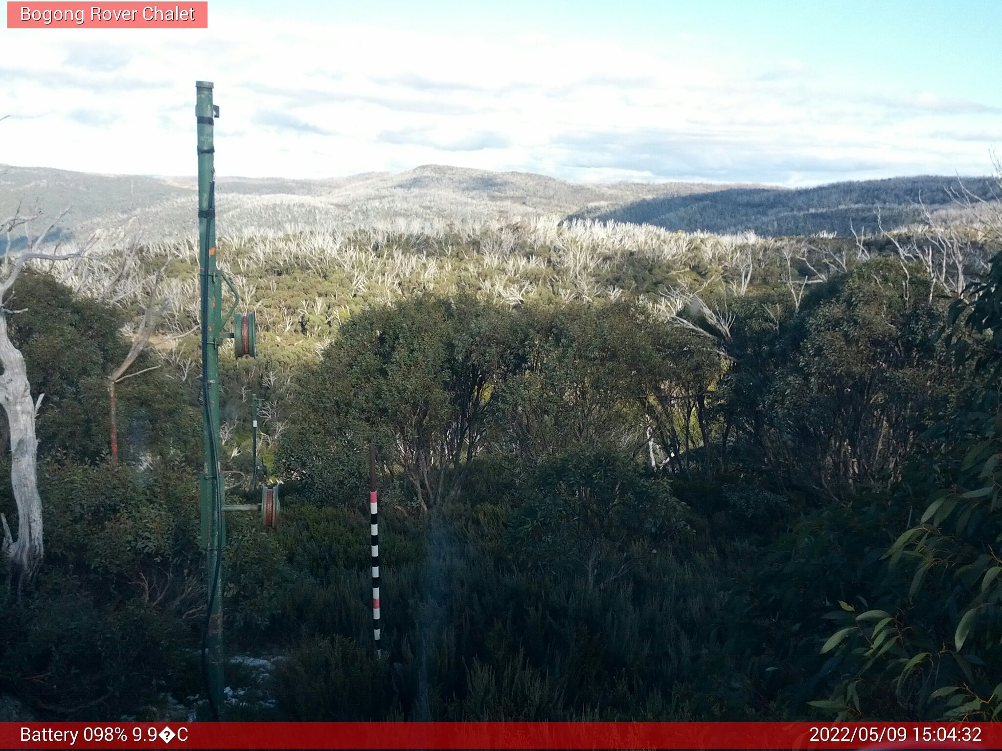 Bogong Web Cam 3:04pm Monday 9th of May 2022