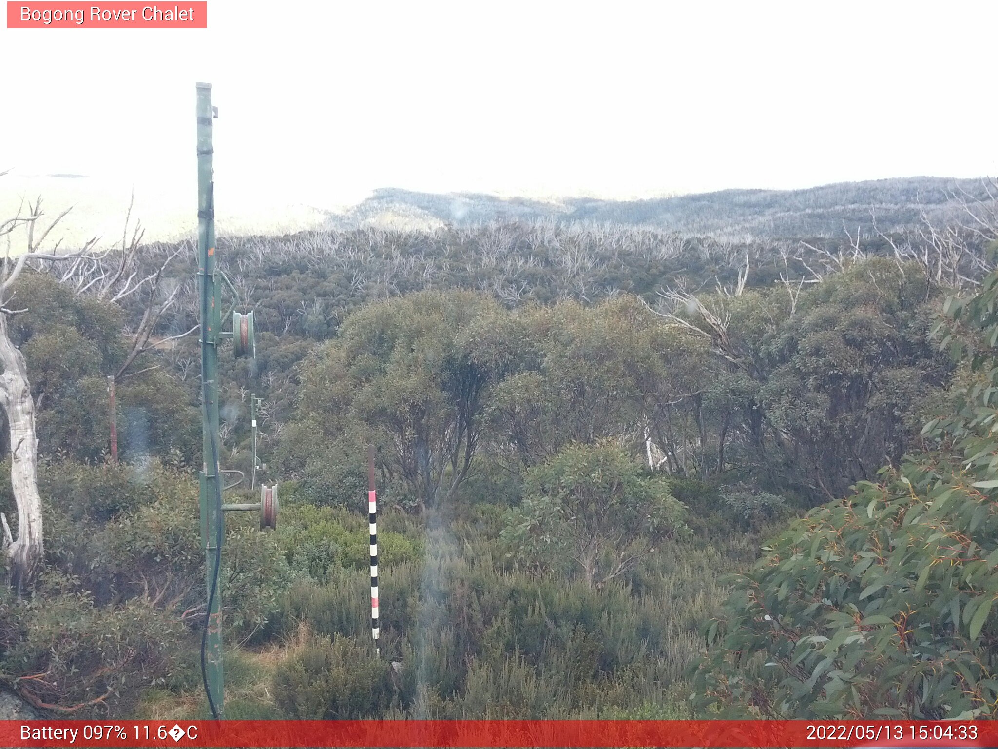 Bogong Web Cam 3:04pm Friday 13th of May 2022