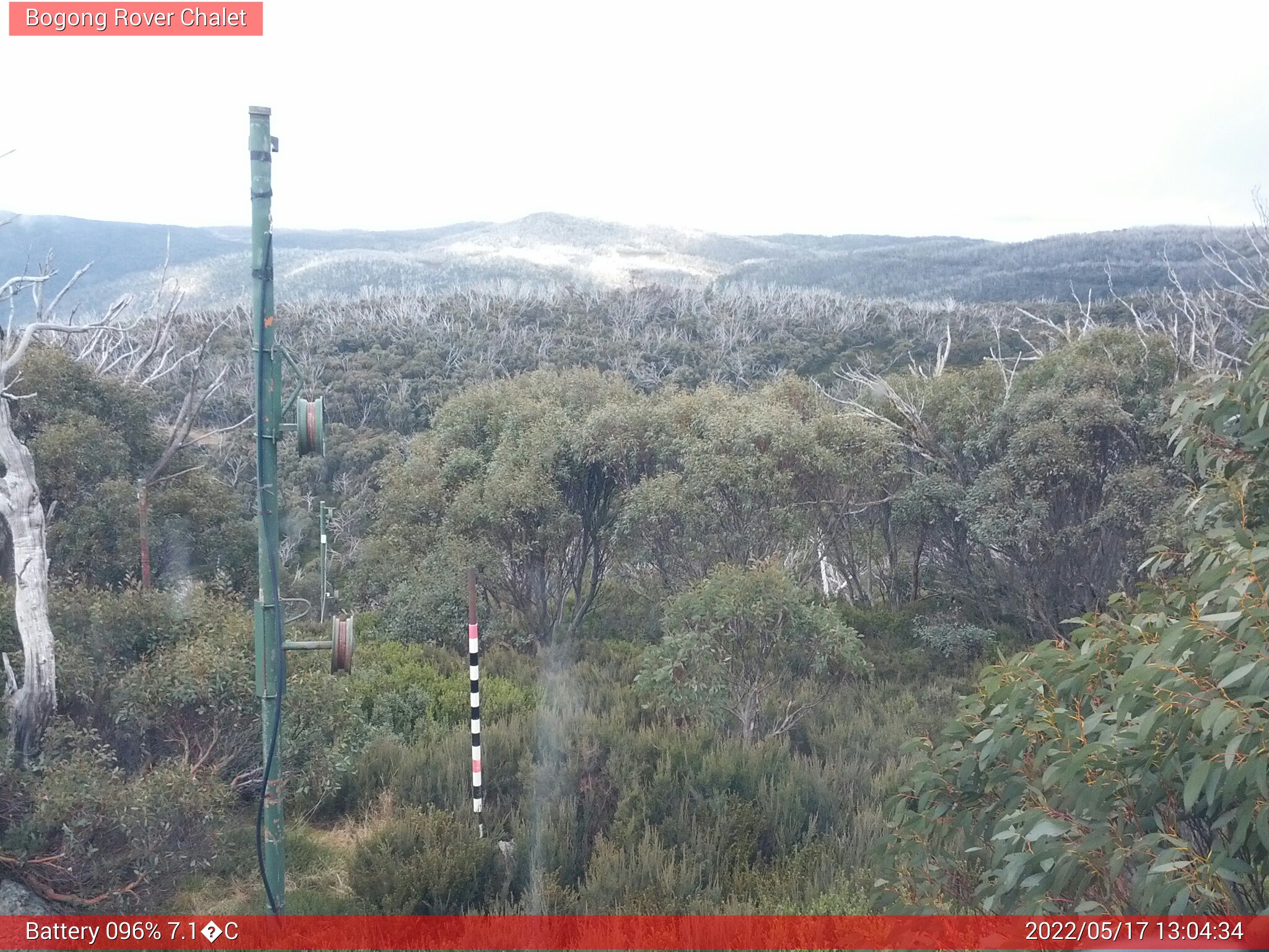 Bogong Web Cam 1:04pm Tuesday 17th of May 2022