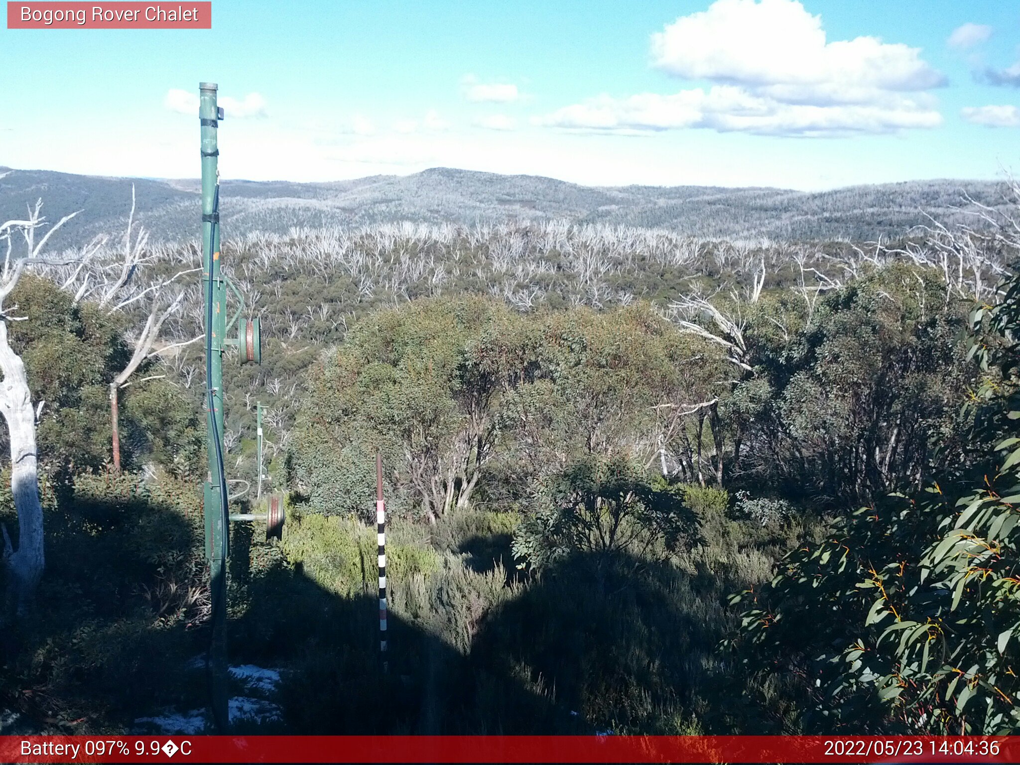 Bogong Web Cam 2:04pm Monday 23rd of May 2022