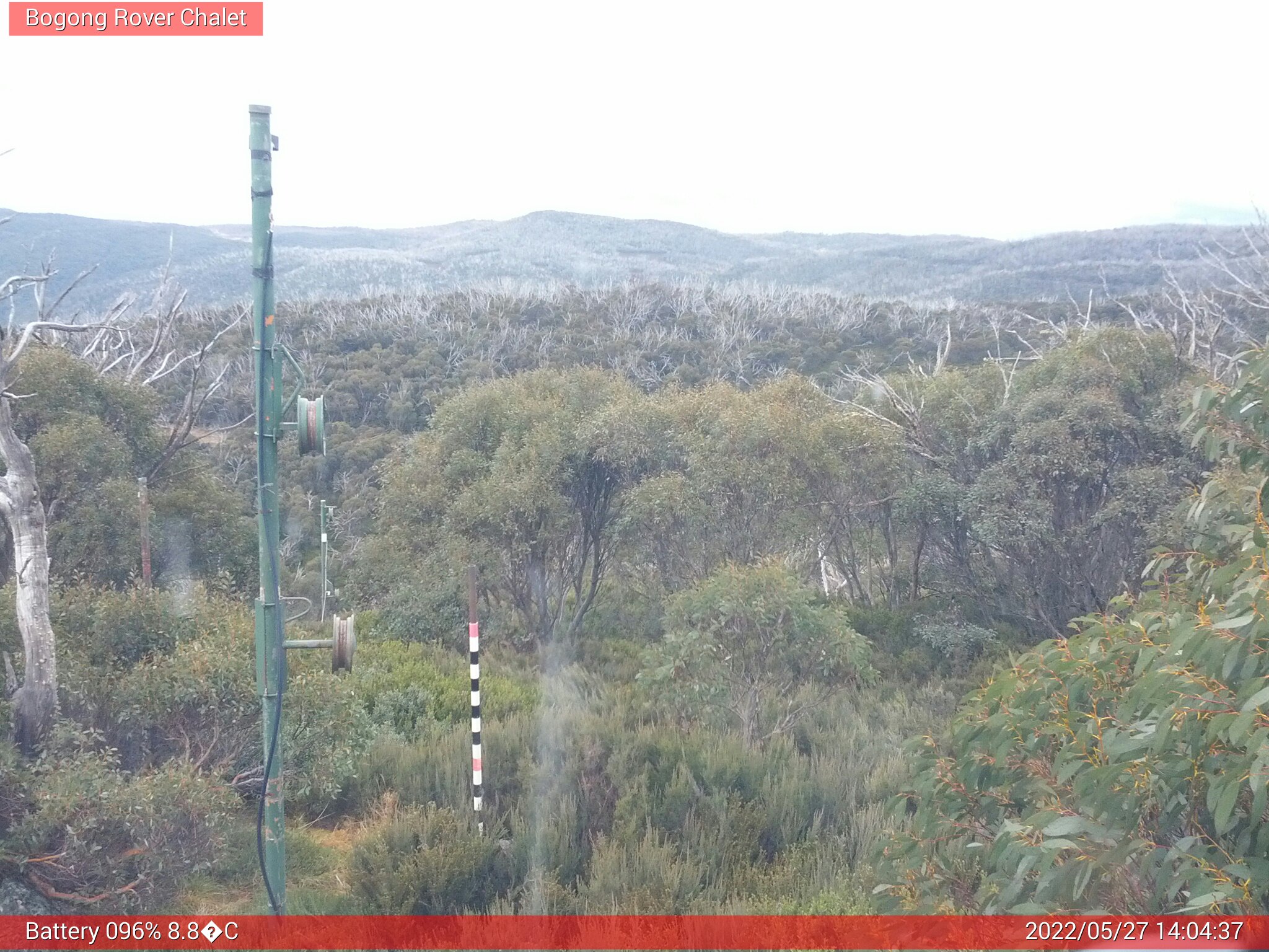 Bogong Web Cam 2:04pm Friday 27th of May 2022