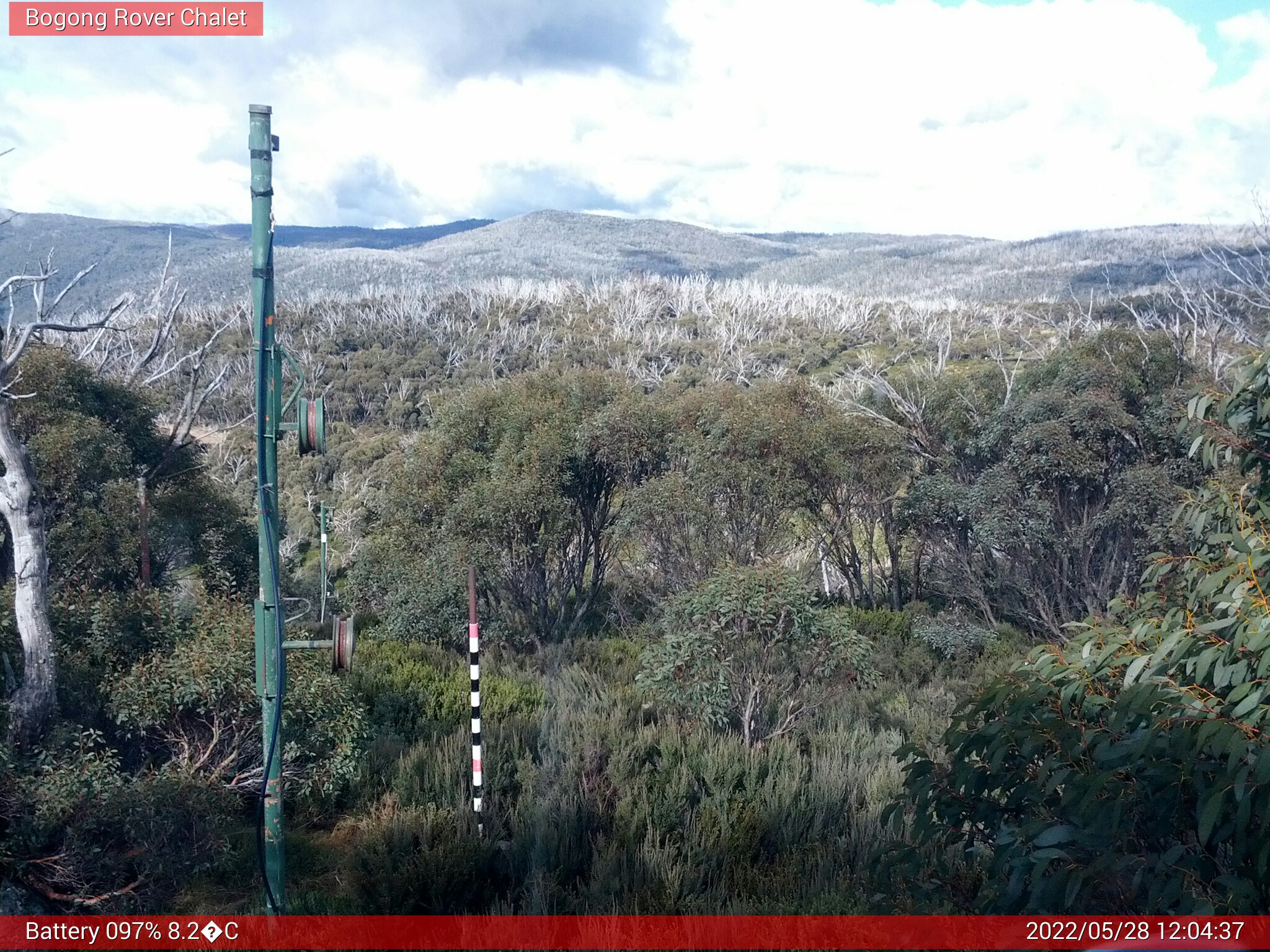 Bogong Web Cam 12:04pm Saturday 28th of May 2022