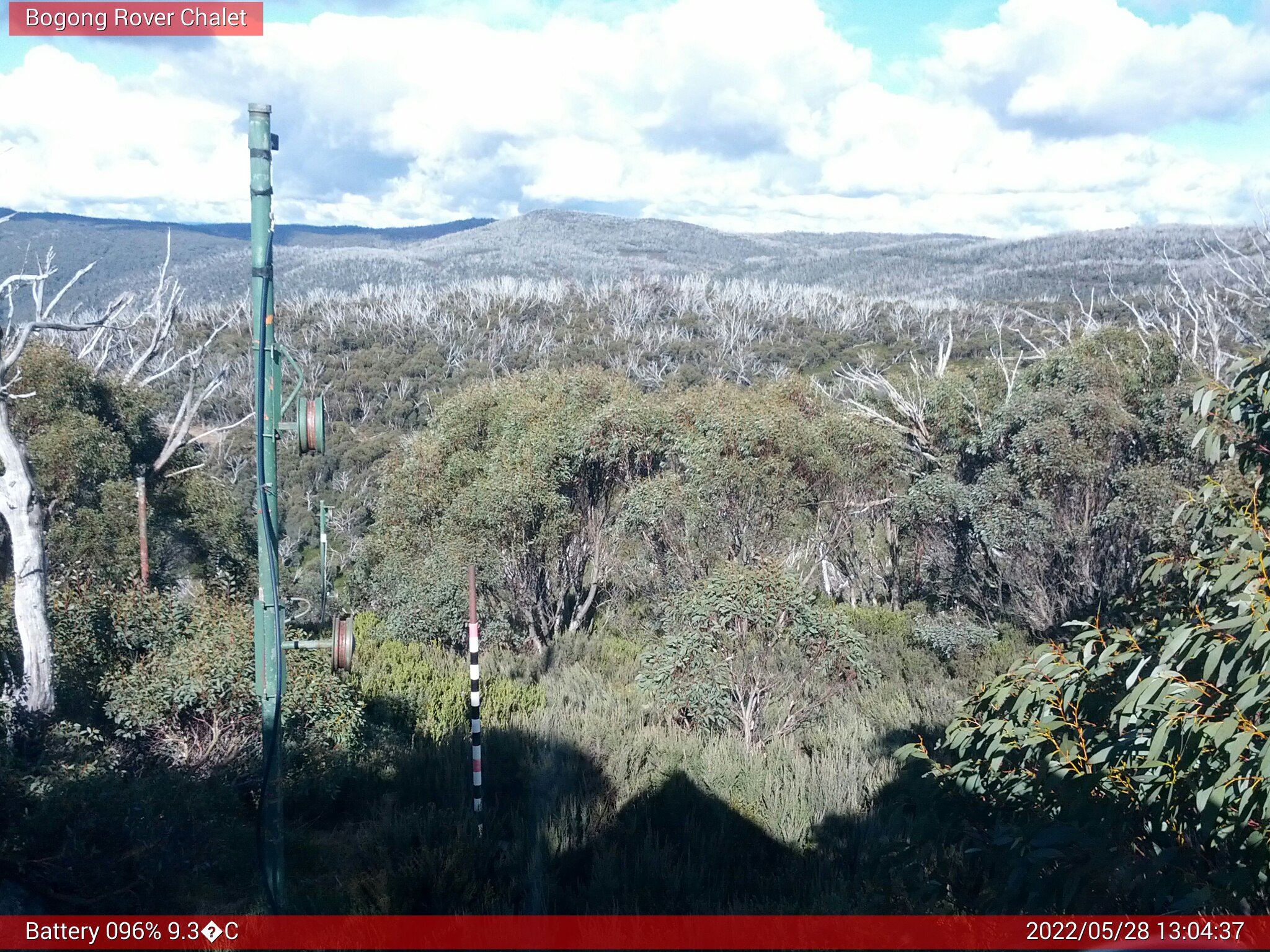 Bogong Web Cam 1:04pm Saturday 28th of May 2022