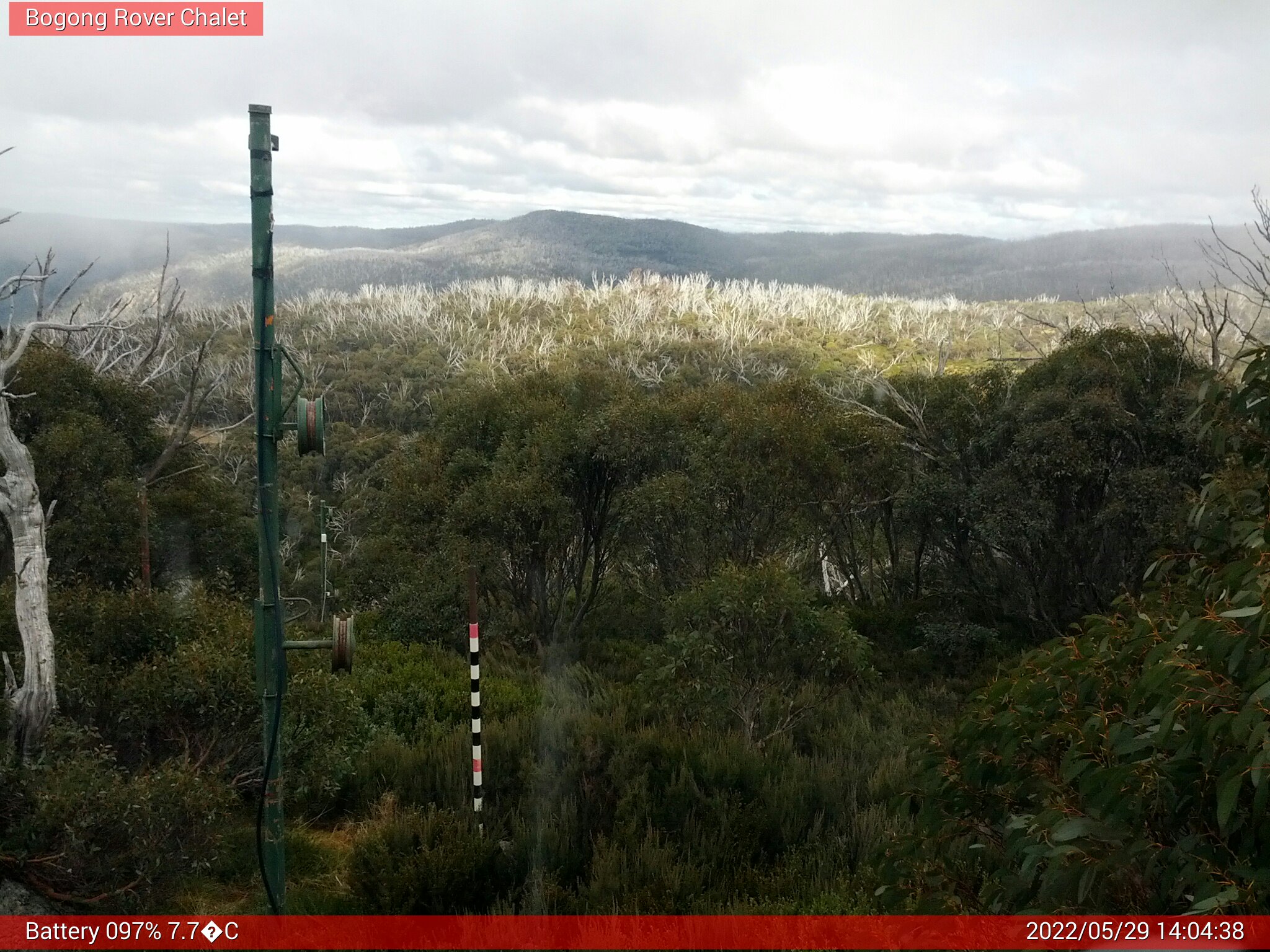 Bogong Web Cam 2:04pm Sunday 29th of May 2022