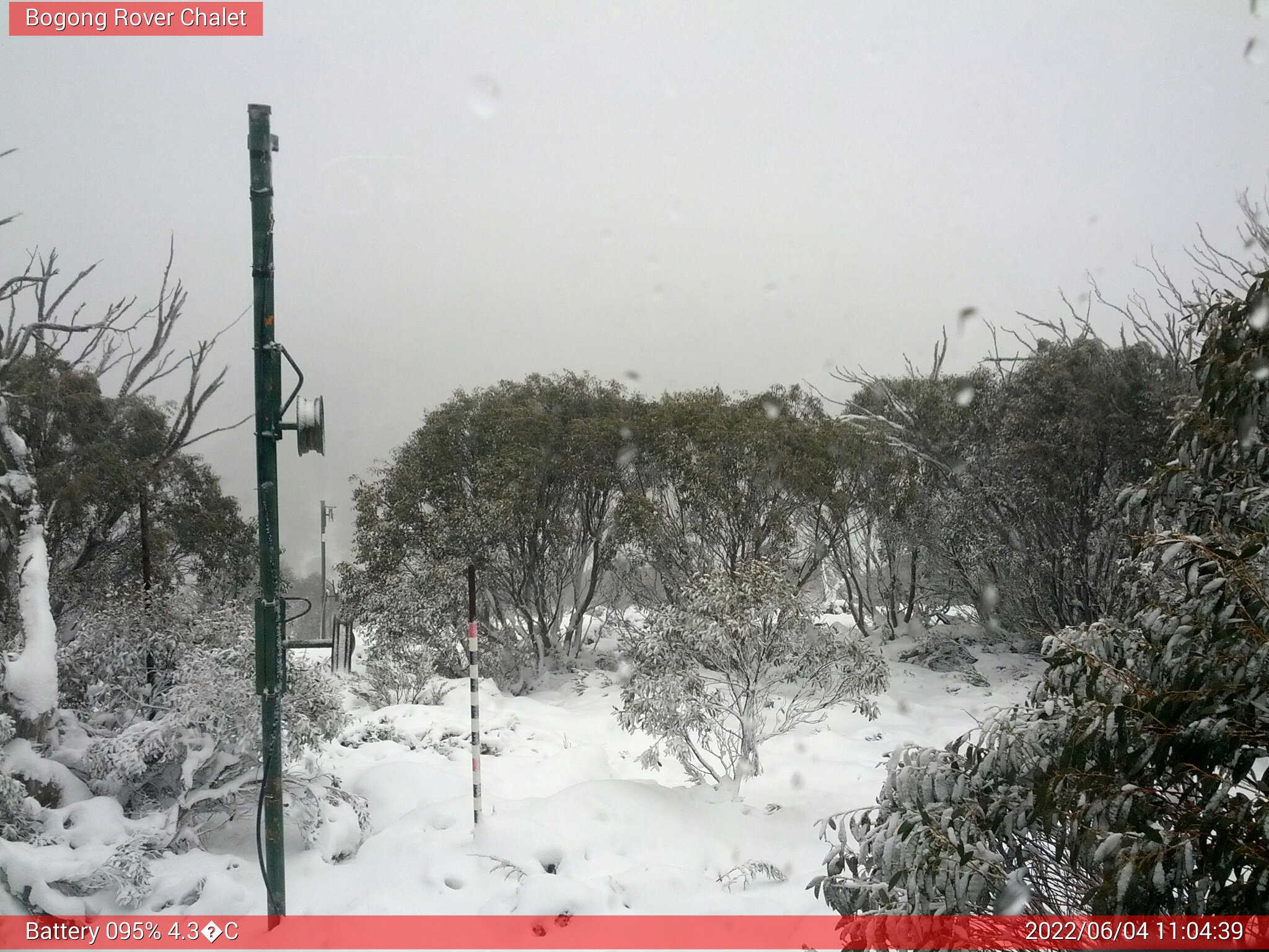 Bogong Web Cam 11:04am Saturday 4th of June 2022