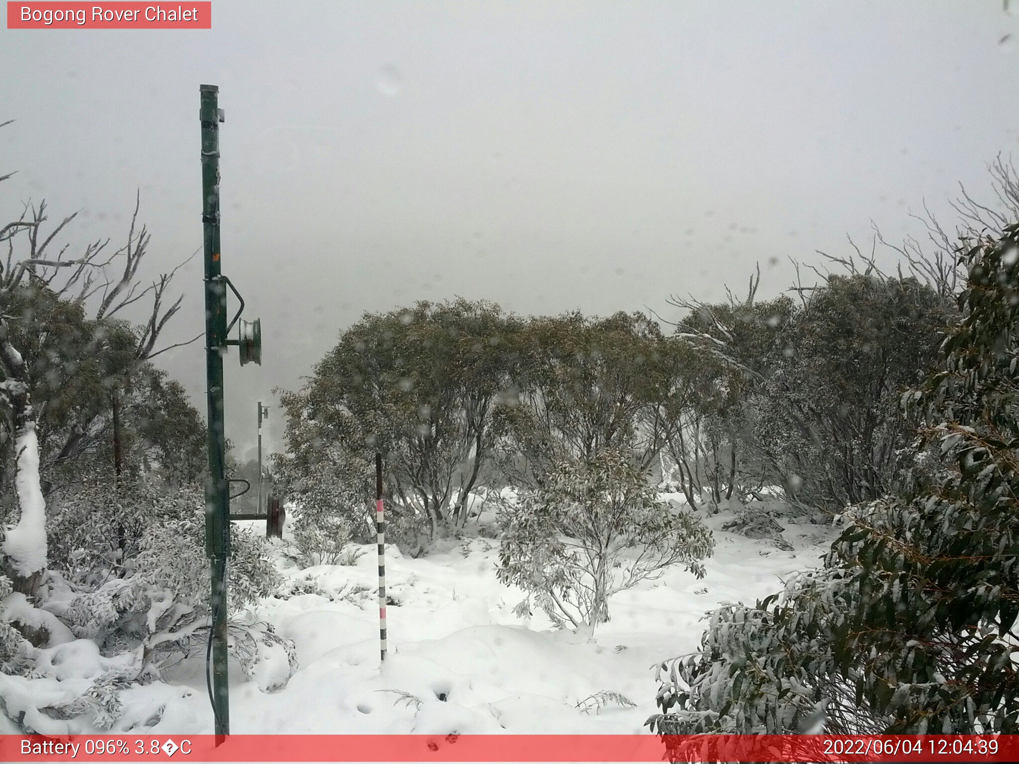 Bogong Web Cam 12:04pm Saturday 4th of June 2022