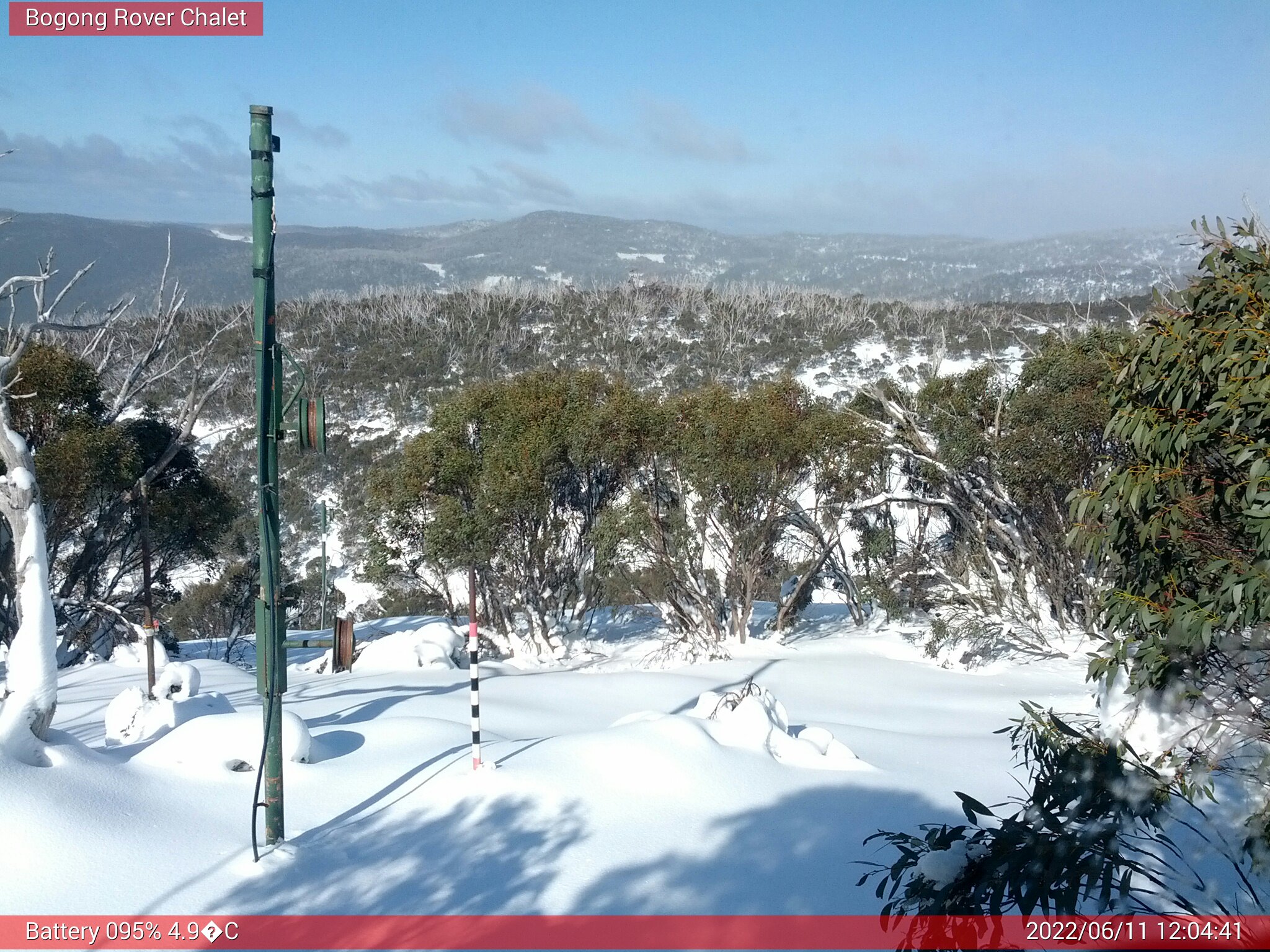 Bogong Web Cam 12:04pm Saturday 11th of June 2022