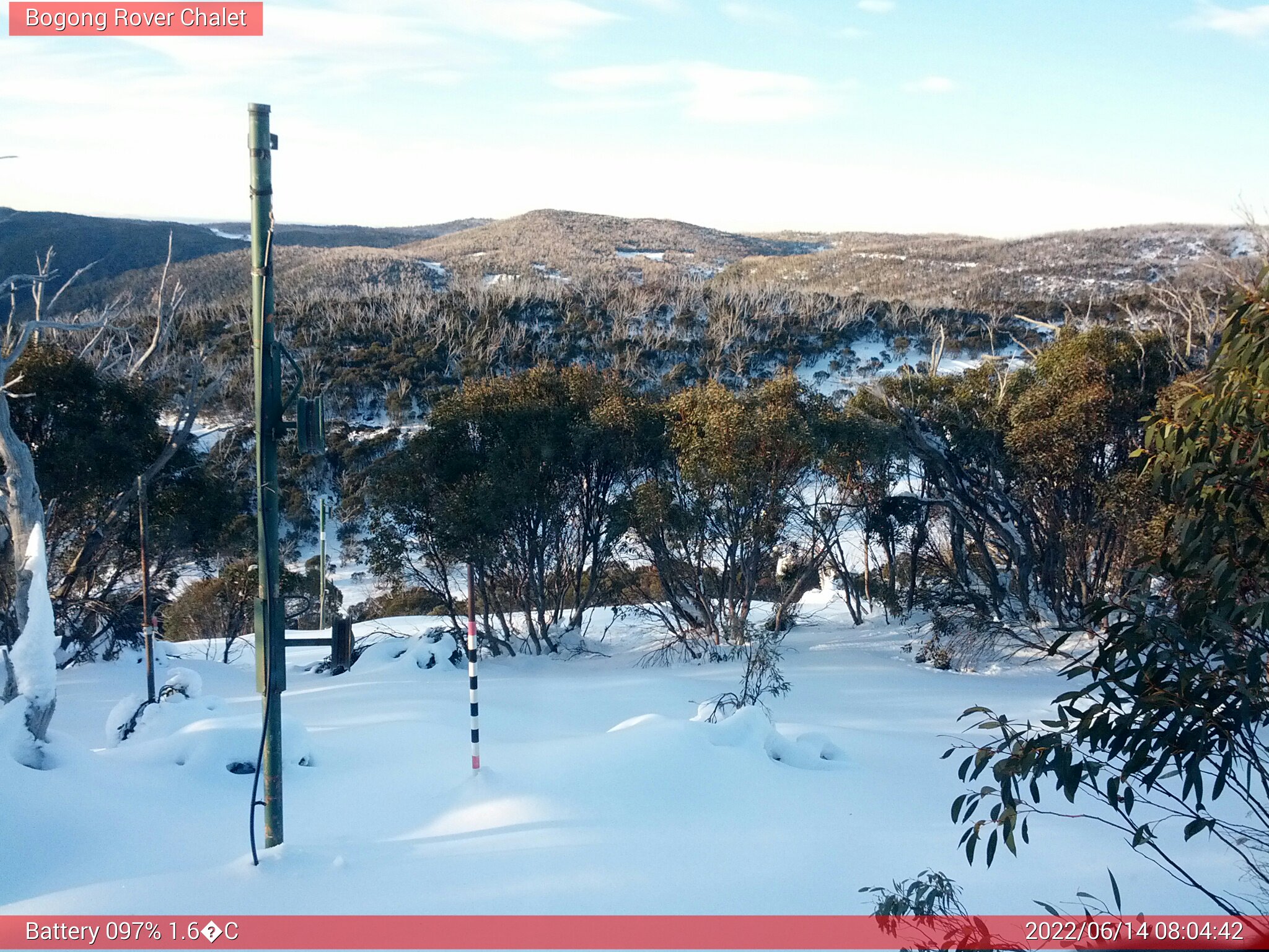 Bogong Web Cam 8:04am Tuesday 14th of June 2022