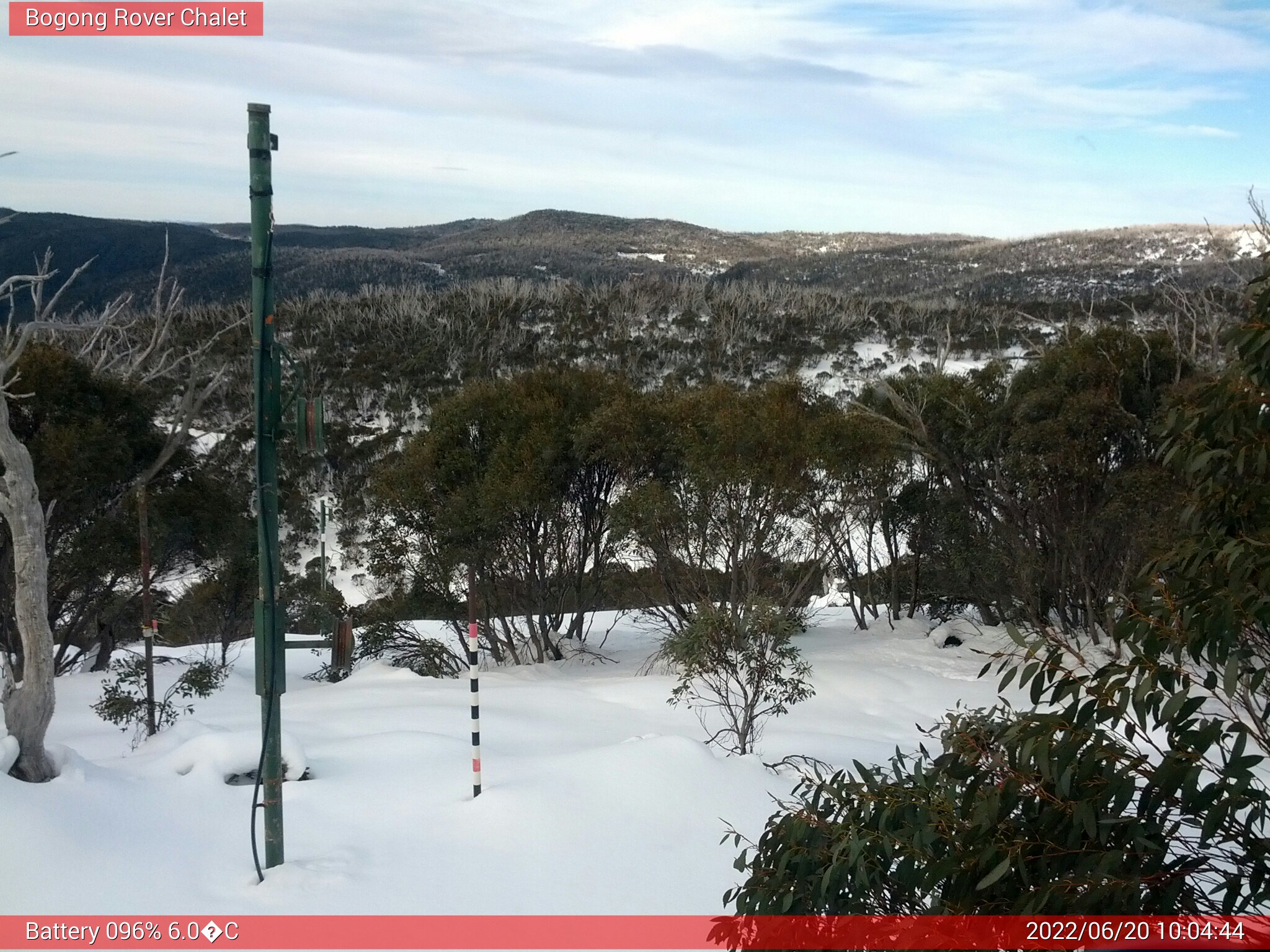 Bogong Web Cam 10:04am Monday 20th of June 2022