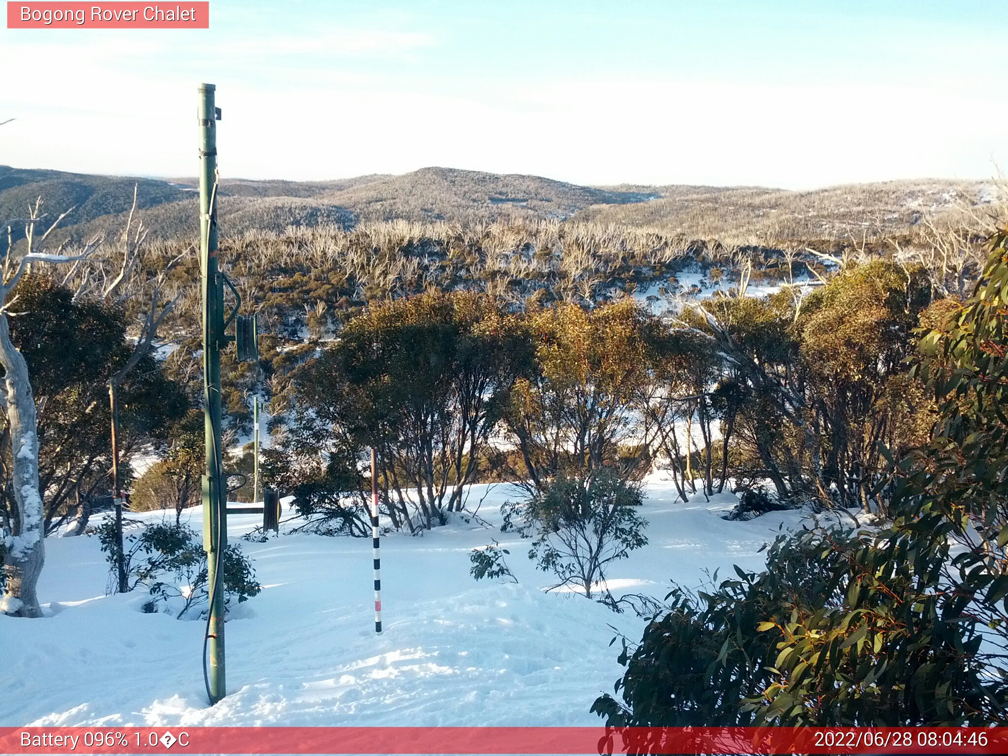 Bogong Web Cam 8:04am Tuesday 28th of June 2022