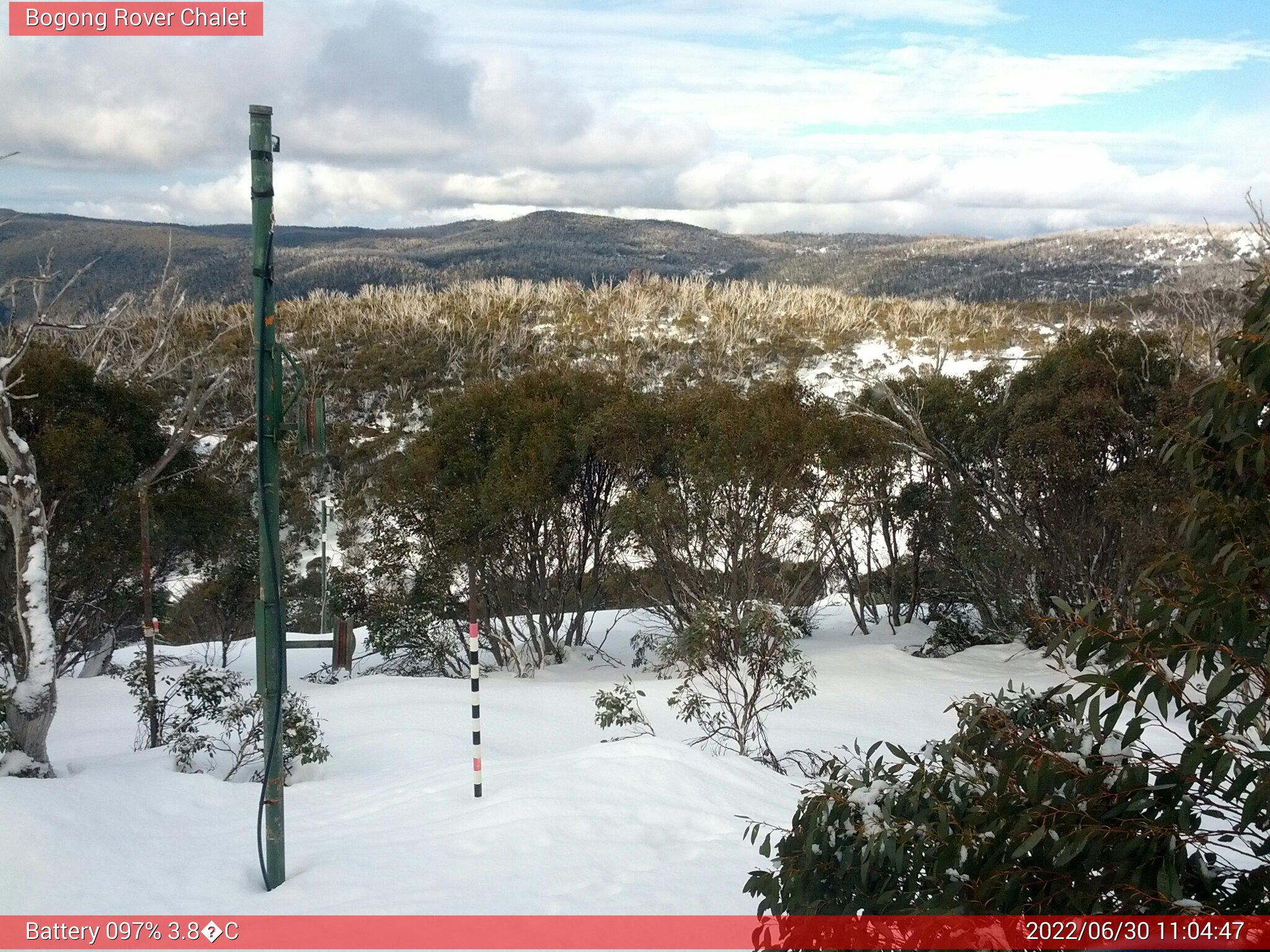 Bogong Web Cam 11:04am Thursday 30th of June 2022