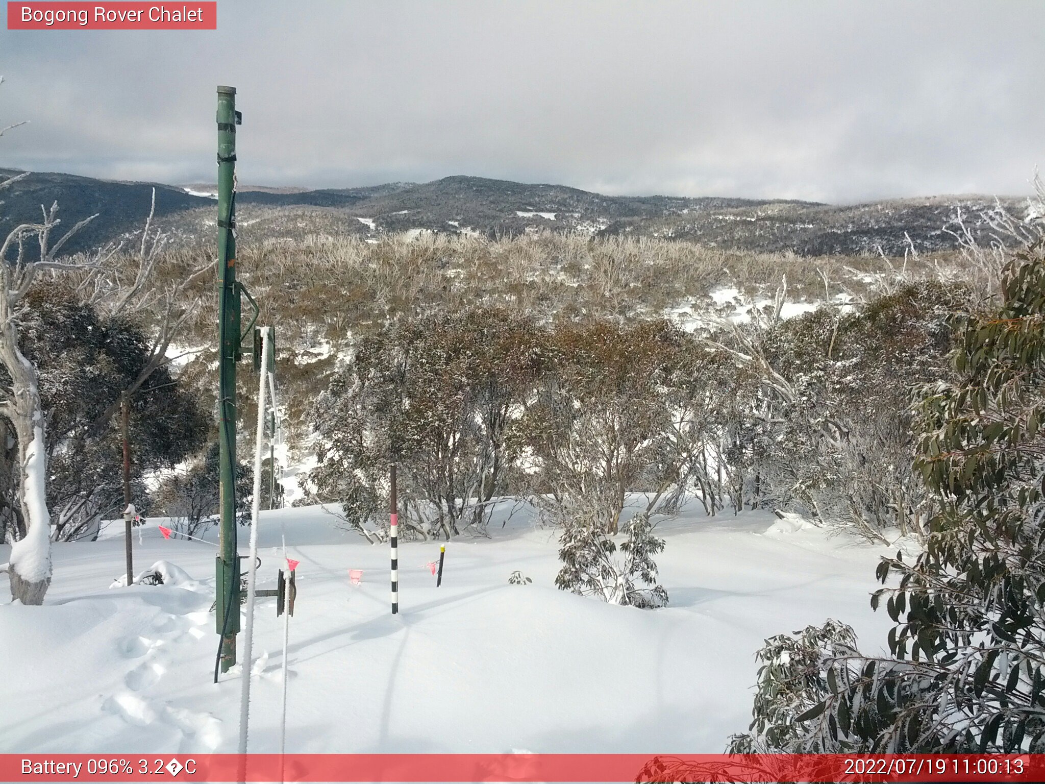 Bogong Web Cam 11:00am Tuesday 19th of July 2022