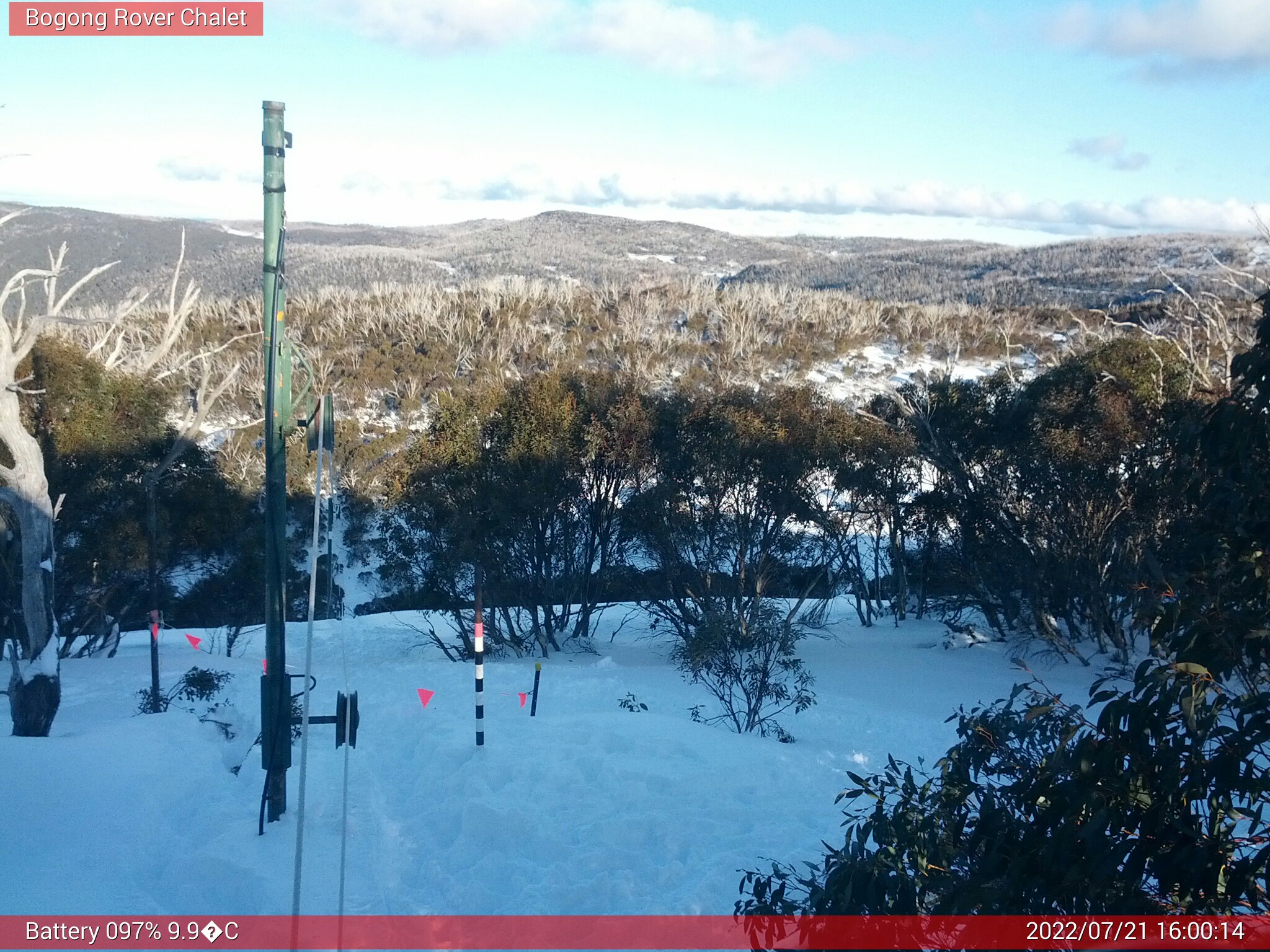 Bogong Web Cam 4:00pm Thursday 21st of July 2022