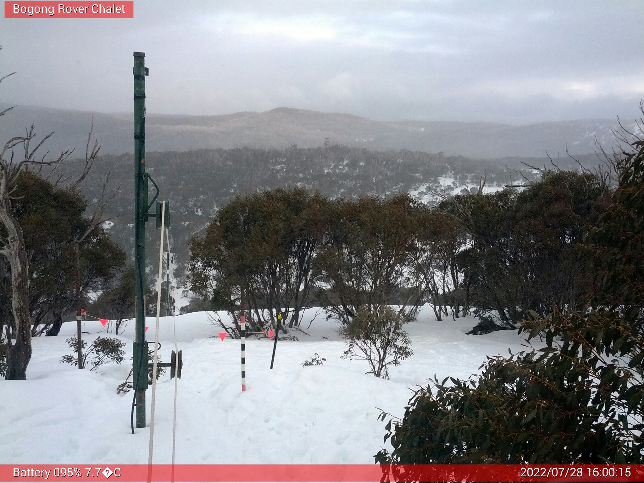 Bogong Web Cam 4:00pm Thursday 28th of July 2022