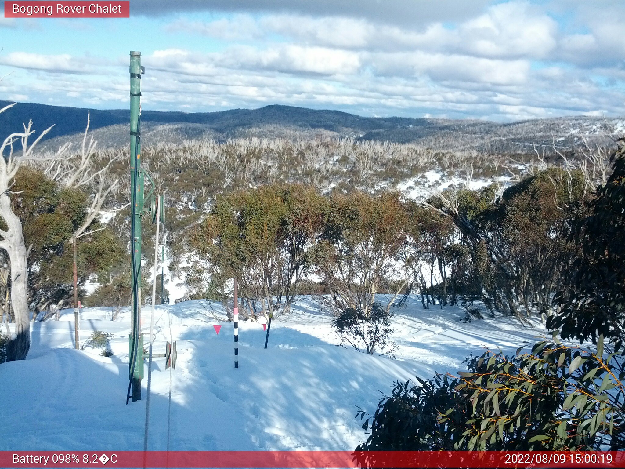 Bogong Web Cam 3:00pm Tuesday 9th of August 2022