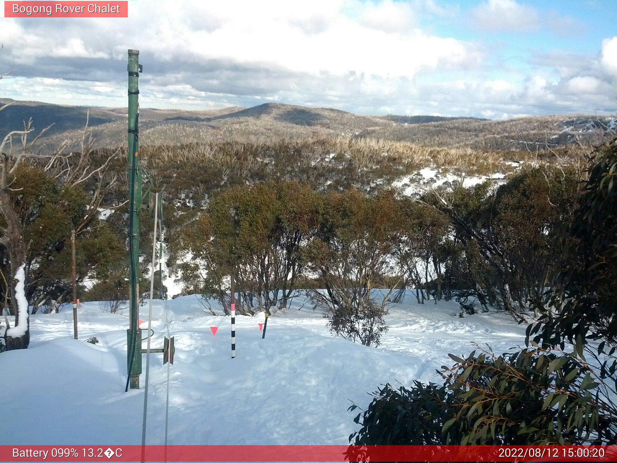 Bogong Web Cam 3:00pm Friday 12th of August 2022