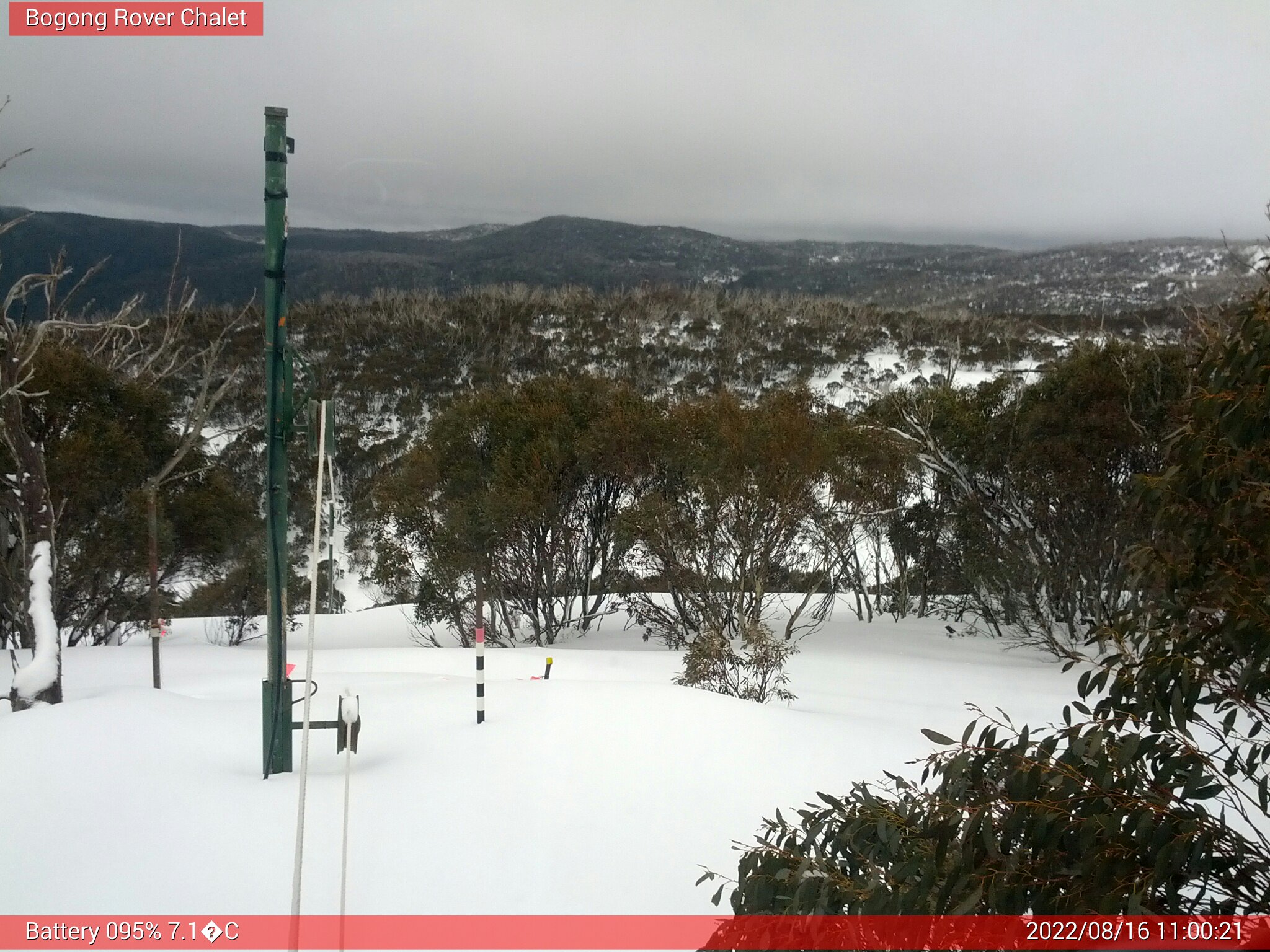 Bogong Web Cam 11:00am Tuesday 16th of August 2022