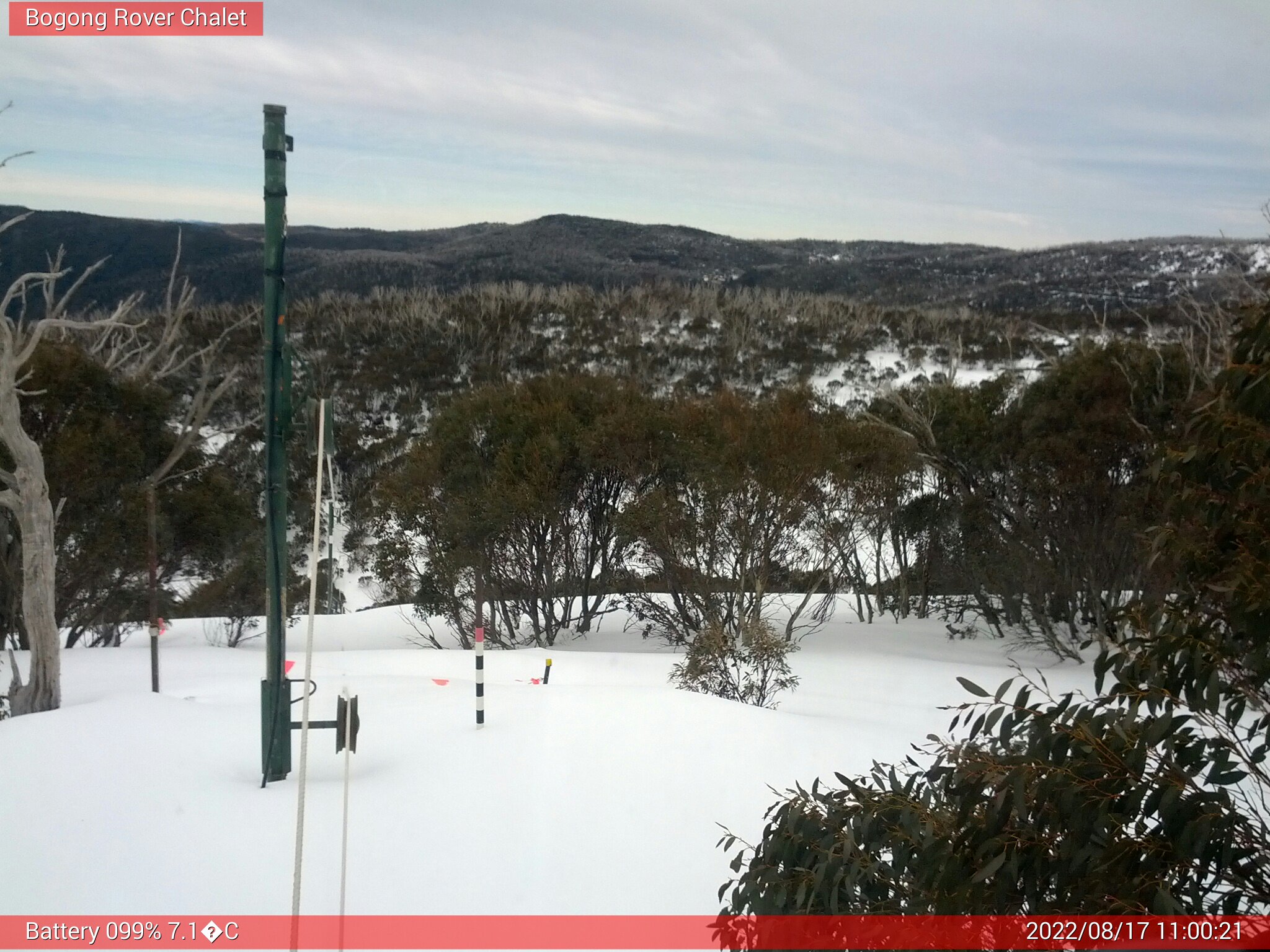 Bogong Web Cam 11:00am Wednesday 17th of August 2022