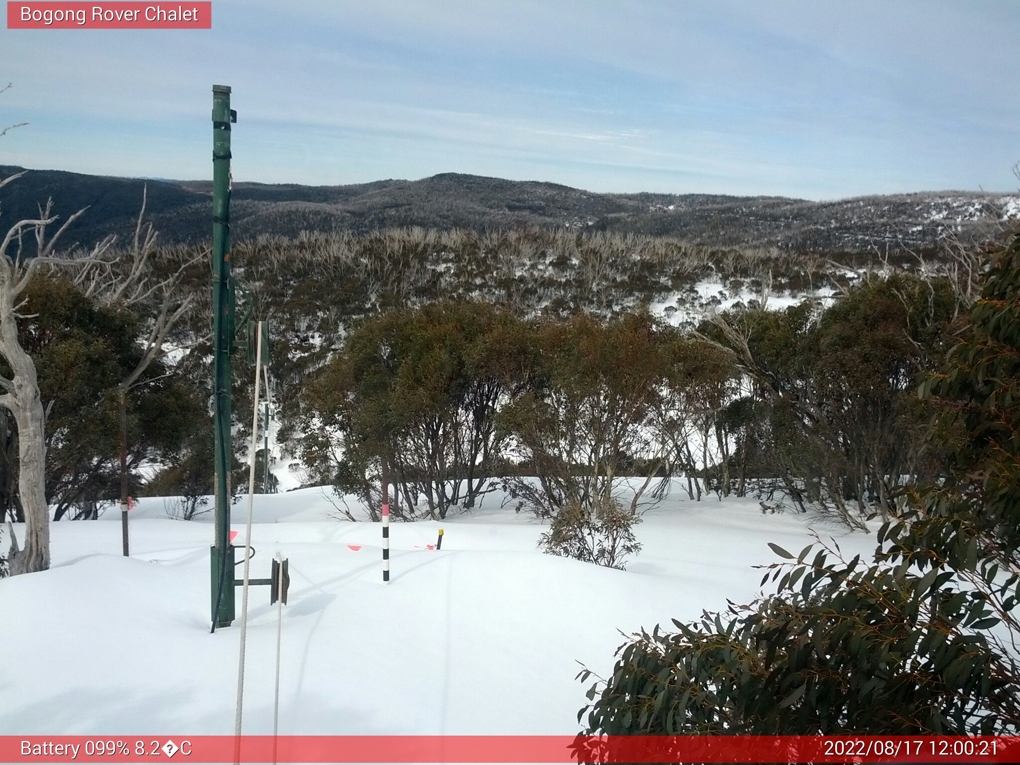 Bogong Web Cam 12:00pm Wednesday 17th of August 2022