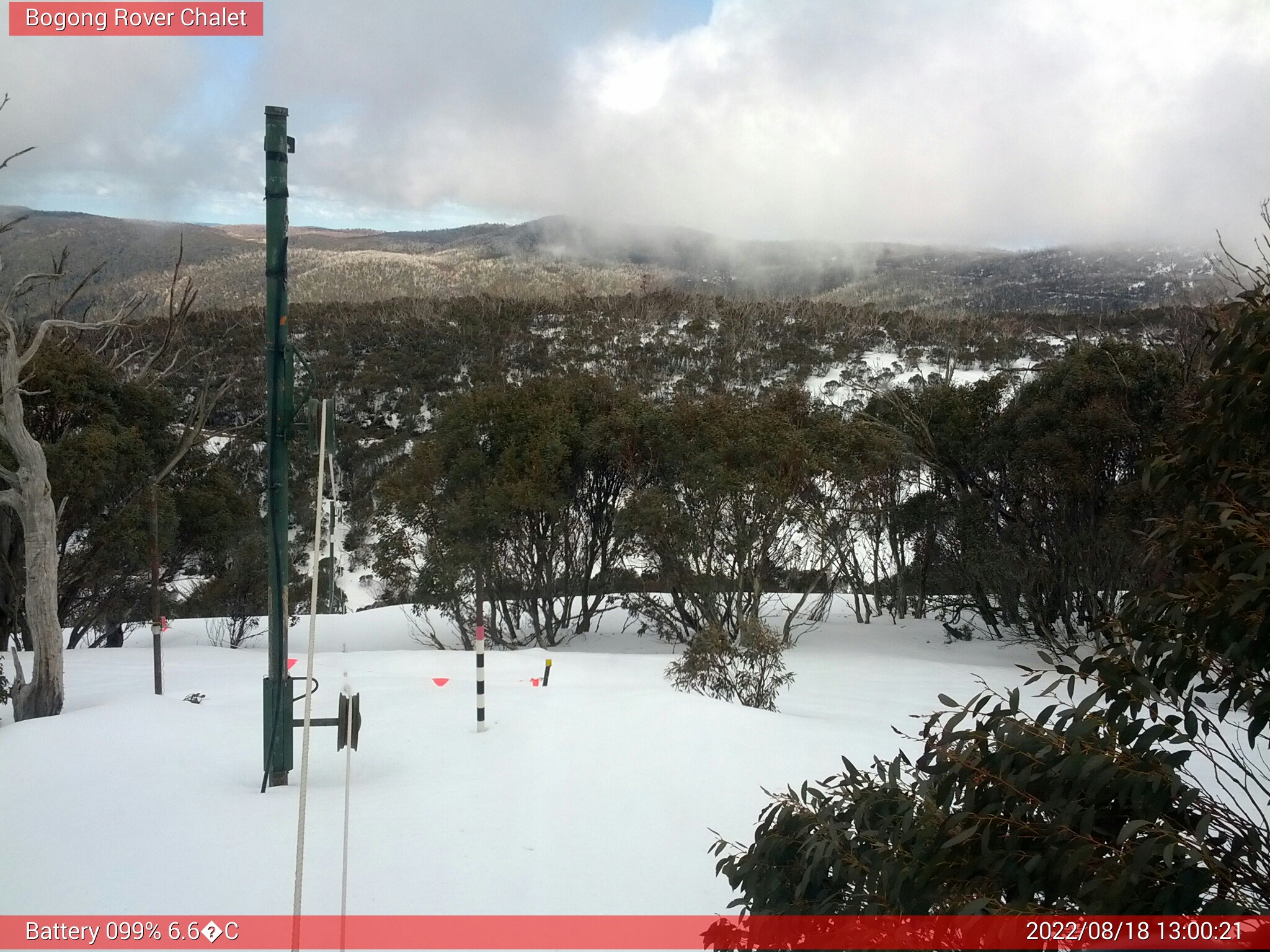 Bogong Web Cam 1:00pm Thursday 18th of August 2022