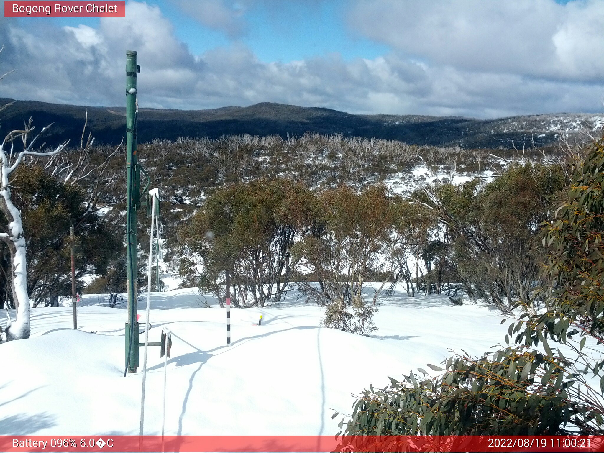 Bogong Web Cam 11:00am Friday 19th of August 2022