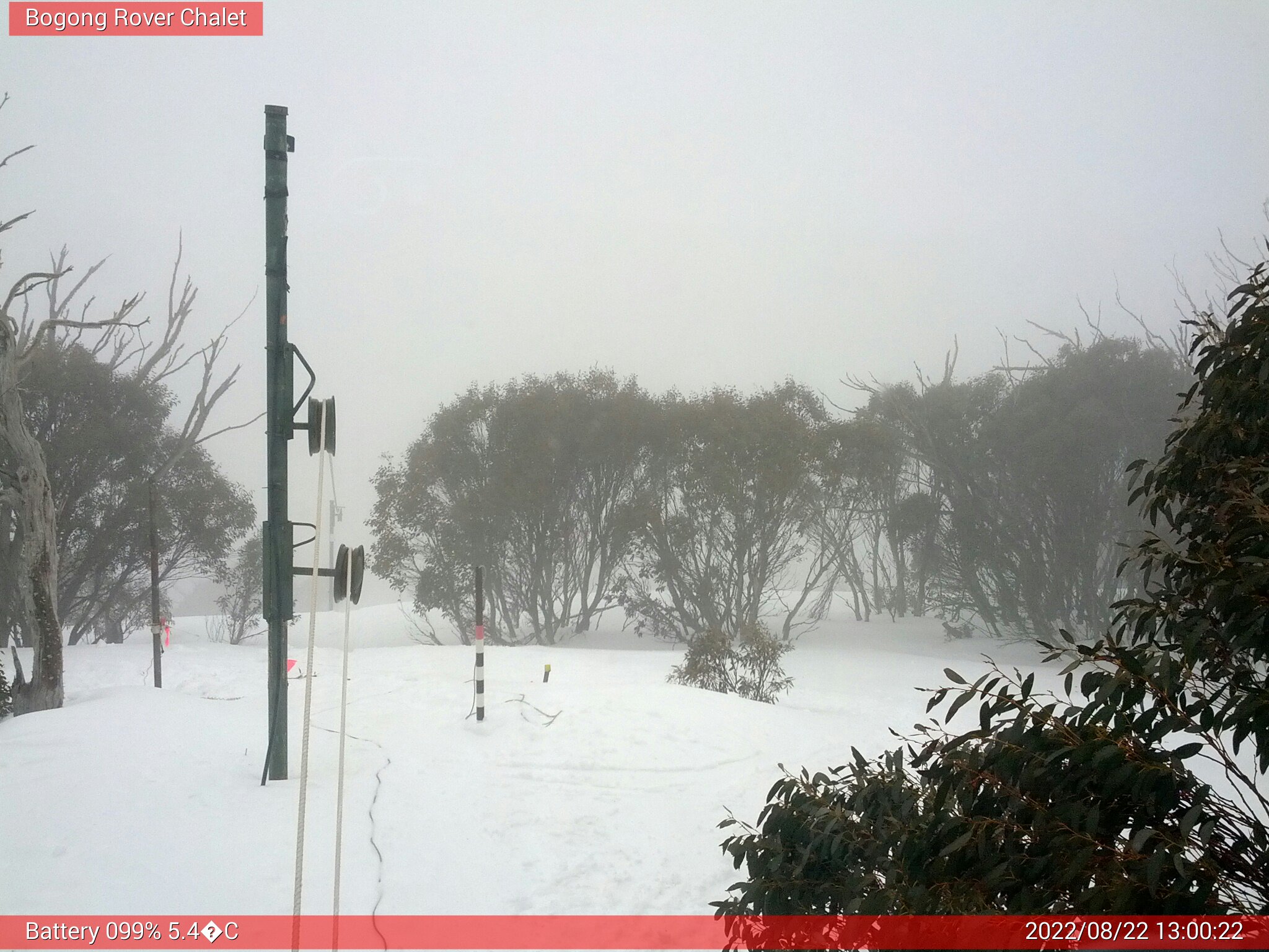 Bogong Web Cam 1:00pm Monday 22nd of August 2022