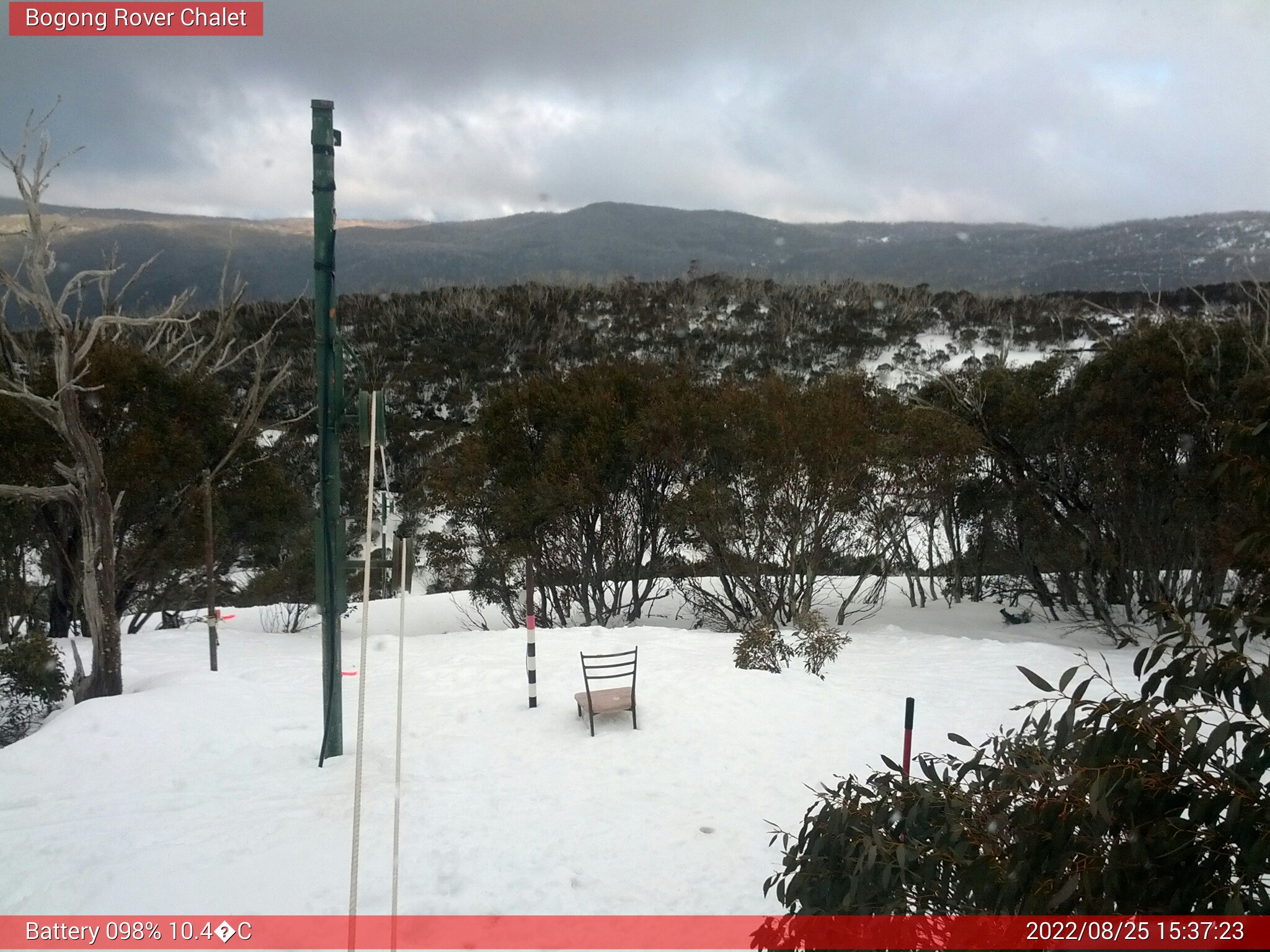 Bogong Web Cam 3:37pm Thursday 25th of August 2022