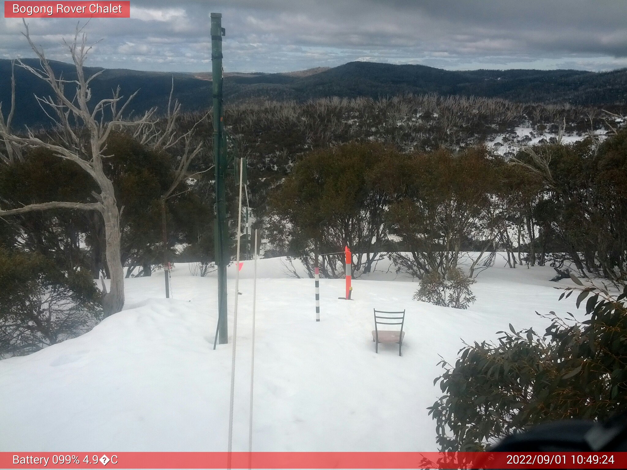 Bogong Web Cam 10:49am Thursday 1st of September 2022