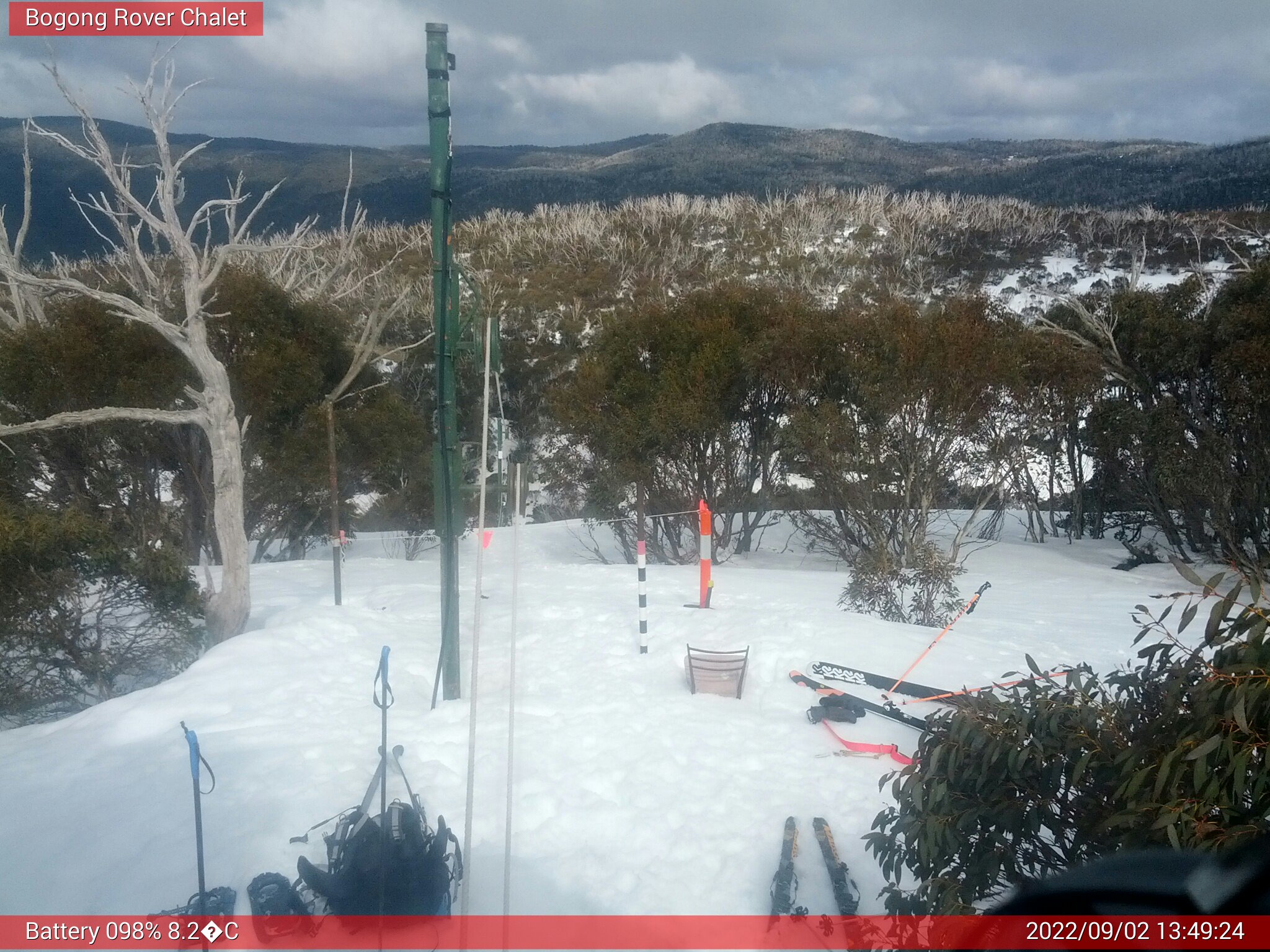 Bogong Web Cam 1:49pm Friday 2nd of September 2022